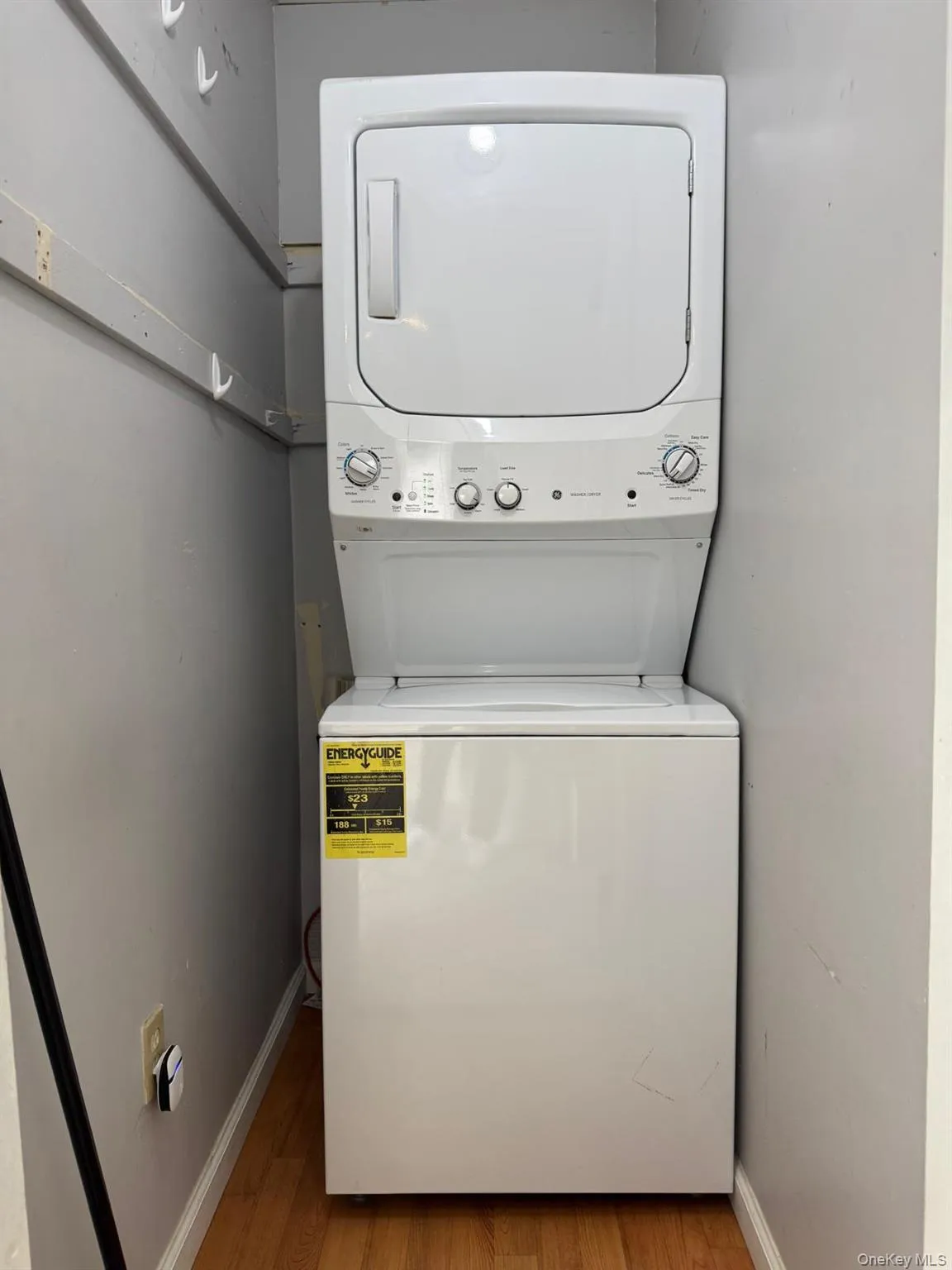 120 Lincoln Avenue, North Hempstead, NY, 2 Bedroom Bedrooms, 3 Room Rooms,1 BathroomBathrooms,Residential Lease,For Rent,Lincoln,0,1063479 120 Lincoln Avenue, North Hempstead, NY, 2 Bedroom Bedrooms, 3 Room Rooms,1 BathroomBathrooms,Residential Lease,For Rent,Lincoln,0,1063479