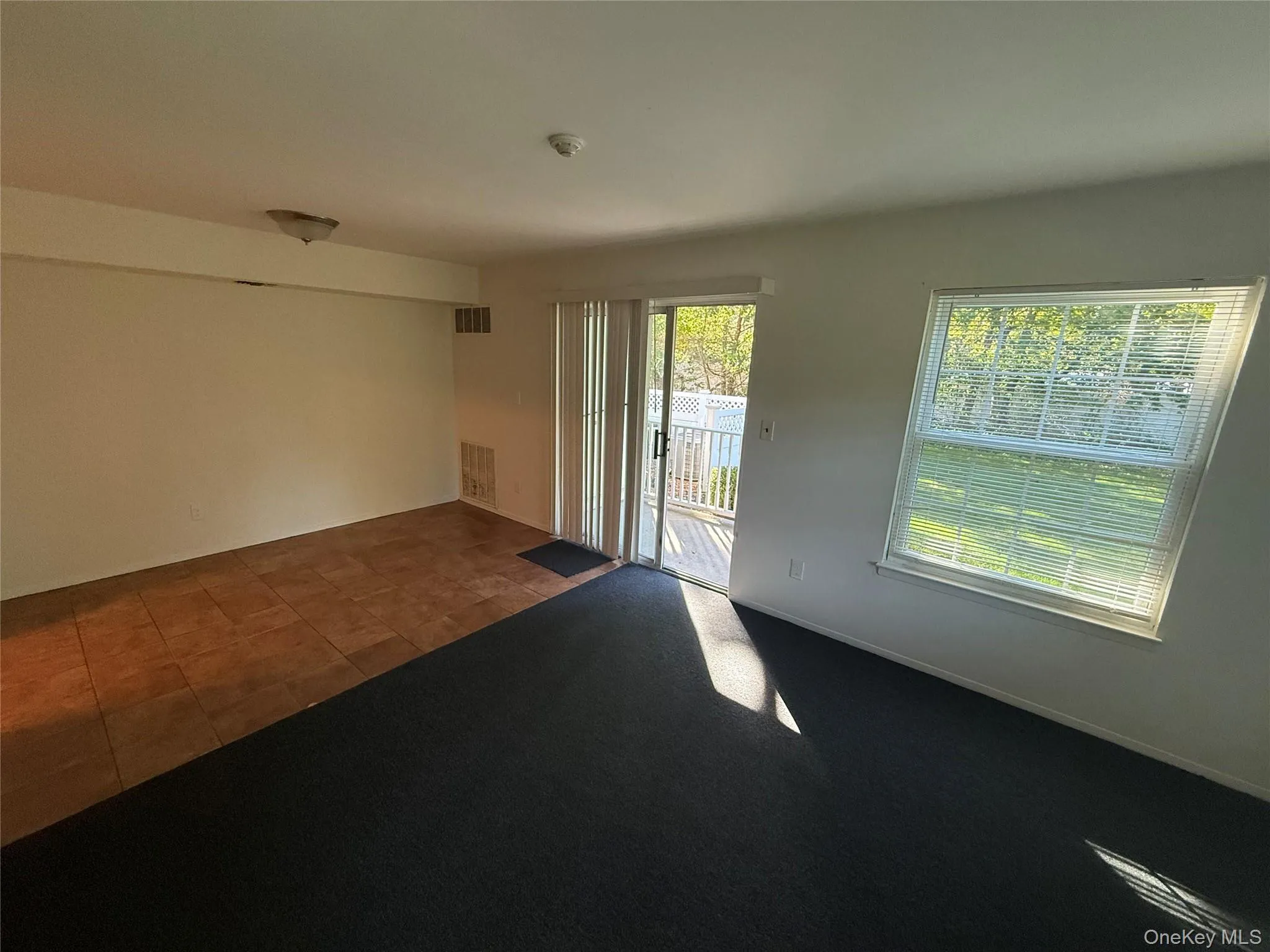 378 Artist Lake Drive, Brookhaven, NY, 2 Bedroom Bedrooms, 4 Room Rooms,2 BathroomBathrooms,Residential Lease,For Rent,Artist Lake,0,1063481 378 Artist Lake Drive, Brookhaven, NY, 2 Bedroom Bedrooms, 4 Room Rooms,2 BathroomBathrooms,Residential Lease,For Rent,Artist Lake,0,1063481