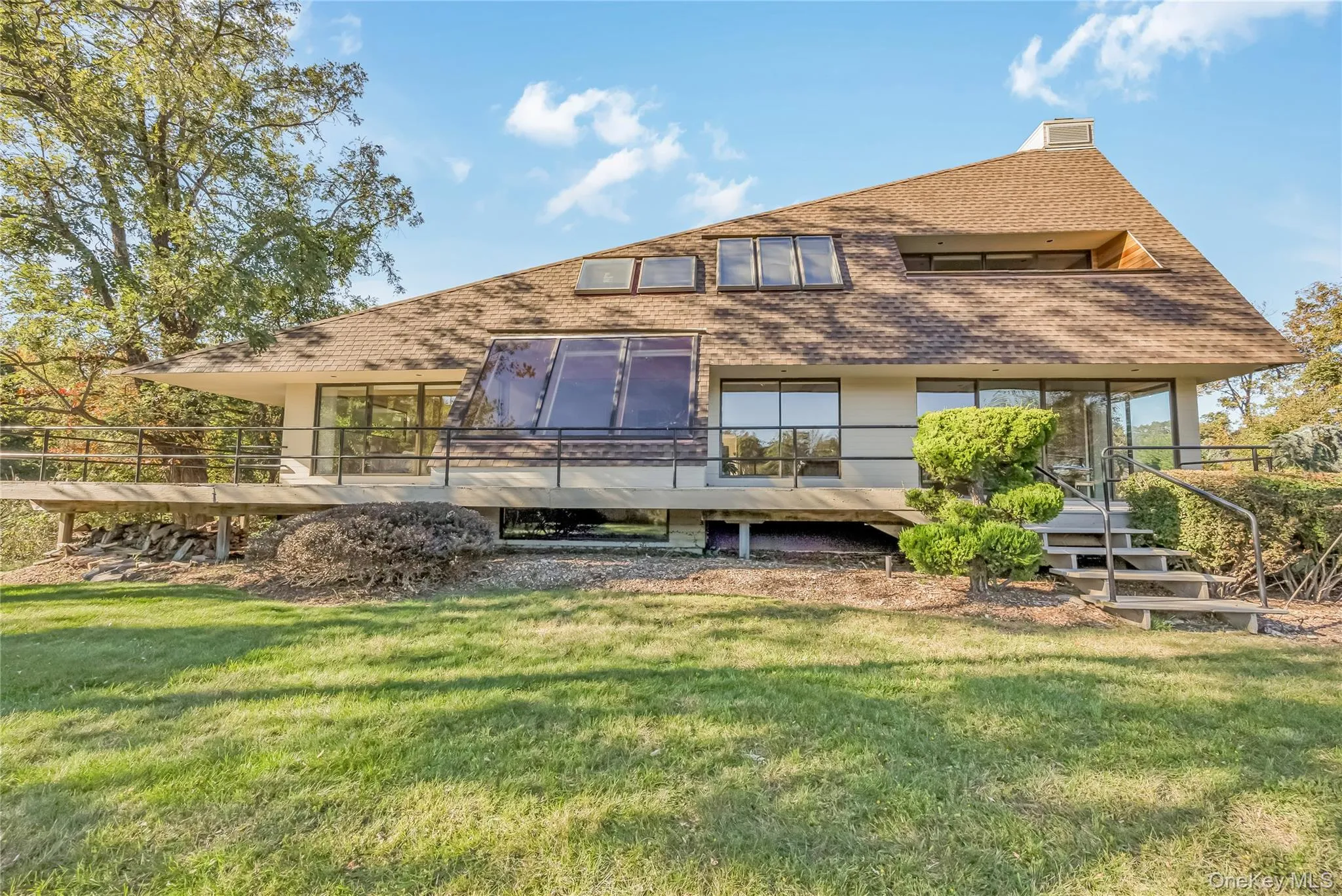 5 Kew Court, Huntington, NY, 3 Bedrooms Bedrooms, 14 Rooms Rooms,2 BathroomsBathrooms,Residential,For Rent,Kew,0,1063488 5 Kew Court, Huntington, NY, 3 Bedrooms Bedrooms, 14 Rooms Rooms,2 BathroomsBathrooms,Residential,For Rent,Kew,0,1063488