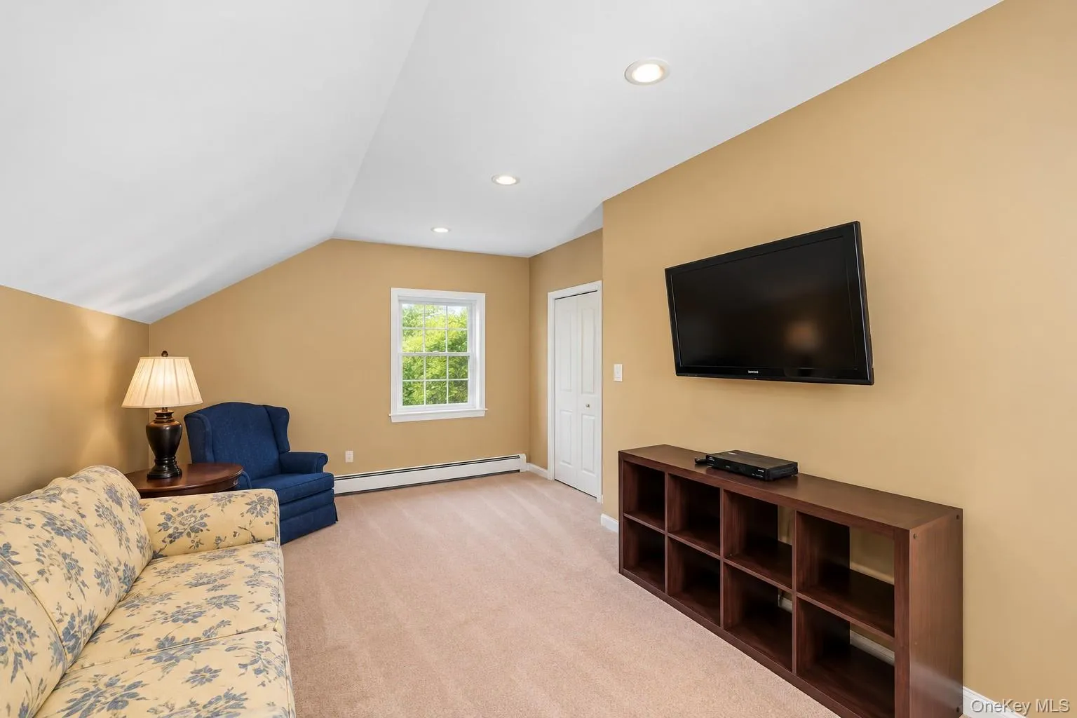 2nd bedroom with walk in closet. 2nd bedroom with walk in closet.