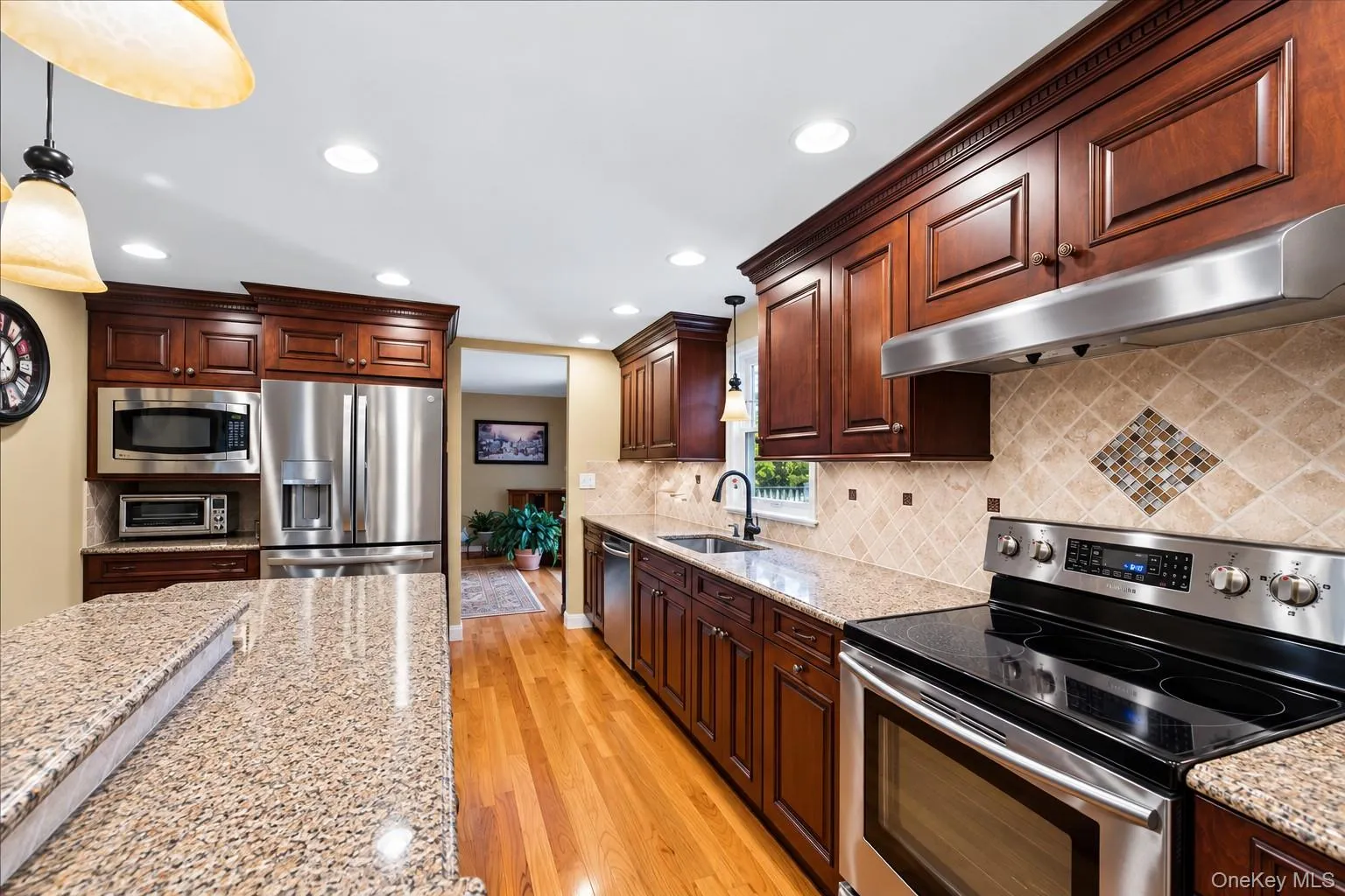 Updated Stainless steel appliances. Updated Stainless steel appliances.