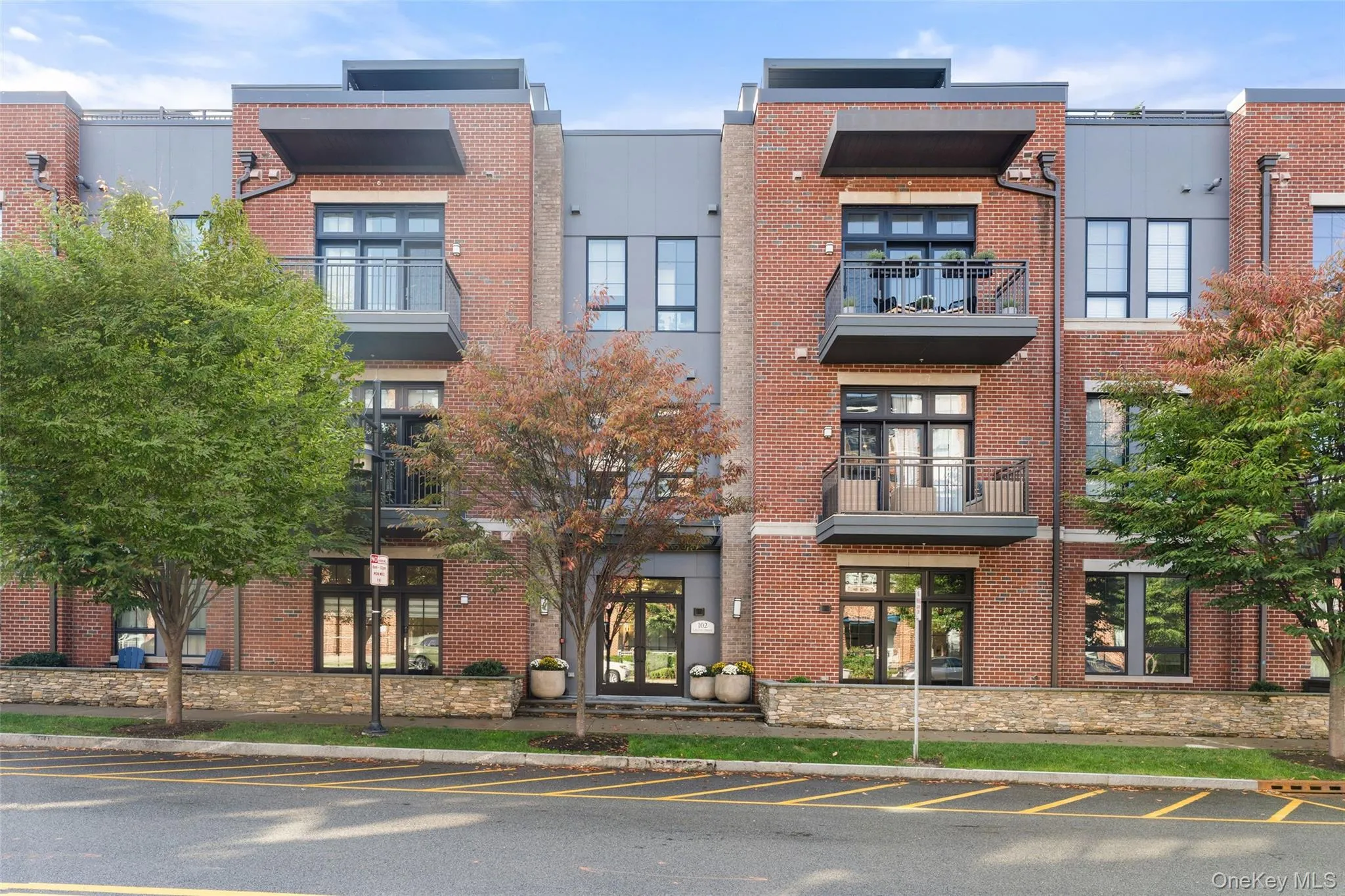 102 Legend Drive, Mount Pleasant, NY, 2 Bedrooms Bedrooms, 6 Rooms Rooms,2 BathroomsBathrooms,Residential,For Rent,Legend,0,1063497 102 Legend Drive, Mount Pleasant, NY, 2 Bedrooms Bedrooms, 6 Rooms Rooms,2 BathroomsBathrooms,Residential,For Rent,Legend,0,1063497