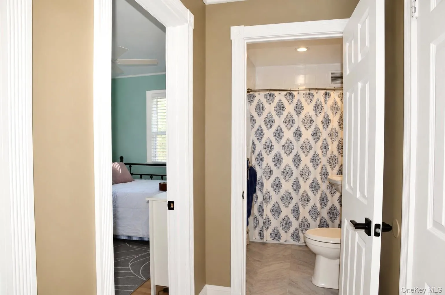 162 Swan Lane, Hempstead, NY, 3 Bedrooms Bedrooms, 6 Rooms Rooms,2 BathroomsBathrooms,Residential,For Rent,Swan,0,1063498 162 Swan Lane, Hempstead, NY, 3 Bedrooms Bedrooms, 6 Rooms Rooms,2 BathroomsBathrooms,Residential,For Rent,Swan,0,1063498