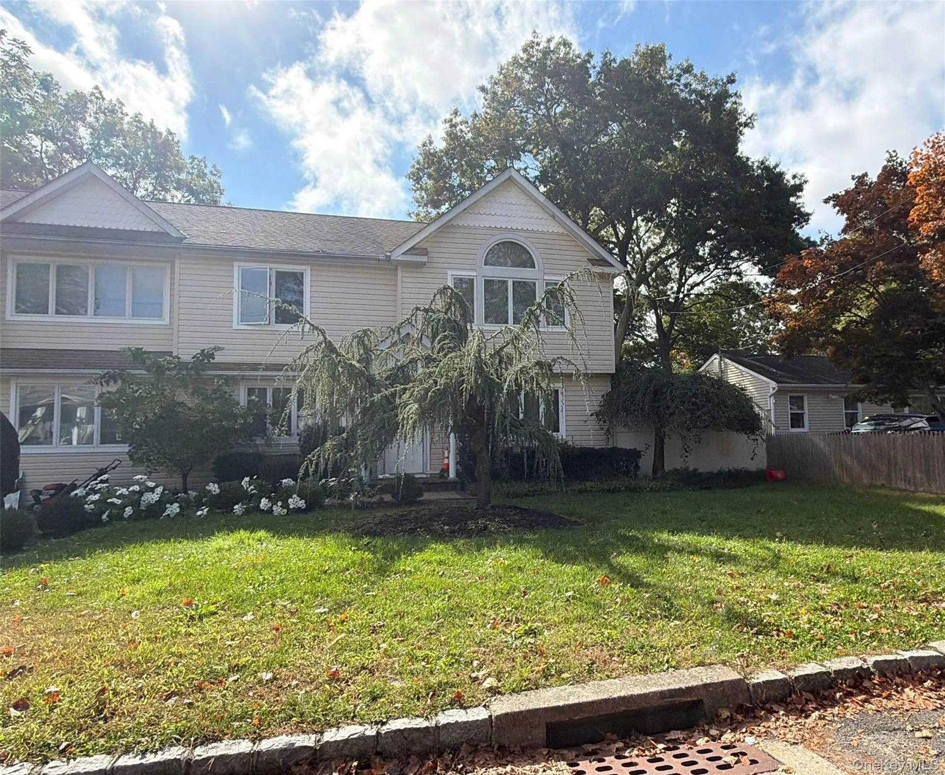 27 Wabil Road, Brookhaven, NY, 4 Bedrooms Bedrooms, 7 Rooms Rooms,2 BathroomsBathrooms,Residential,For Rent,Wabil,0,1063504 27 Wabil Road, Brookhaven, NY, 4 Bedrooms Bedrooms, 7 Rooms Rooms,2 BathroomsBathrooms,Residential,For Rent,Wabil,0,1063504