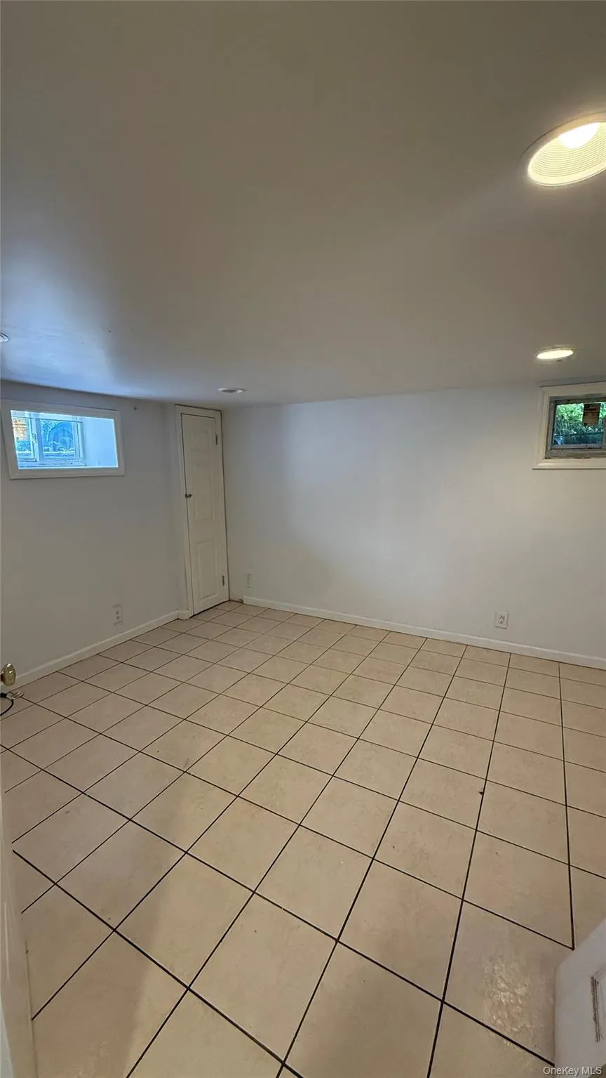 95 Heathcote Road, Hempstead, NY, 3 Bedroom Bedrooms, 6 Room Rooms,2 BathroomBathrooms,Residential Lease,For Rent,Heathcote,0,1063506 95 Heathcote Road, Hempstead, NY, 3 Bedroom Bedrooms, 6 Room Rooms,2 BathroomBathrooms,Residential Lease,For Rent,Heathcote,0,1063506