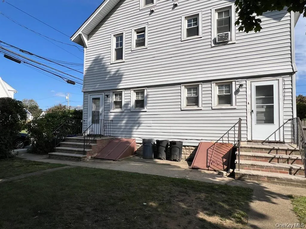 84 Rockaway Parkway, Hempstead, NY, 3 Bedroom Bedrooms, 9 Room Rooms,2 BathroomBathrooms,Residential Lease,For Rent,Rockaway,0,1063507 84 Rockaway Parkway, Hempstead, NY, 3 Bedroom Bedrooms, 9 Room Rooms,2 BathroomBathrooms,Residential Lease,For Rent,Rockaway,0,1063507