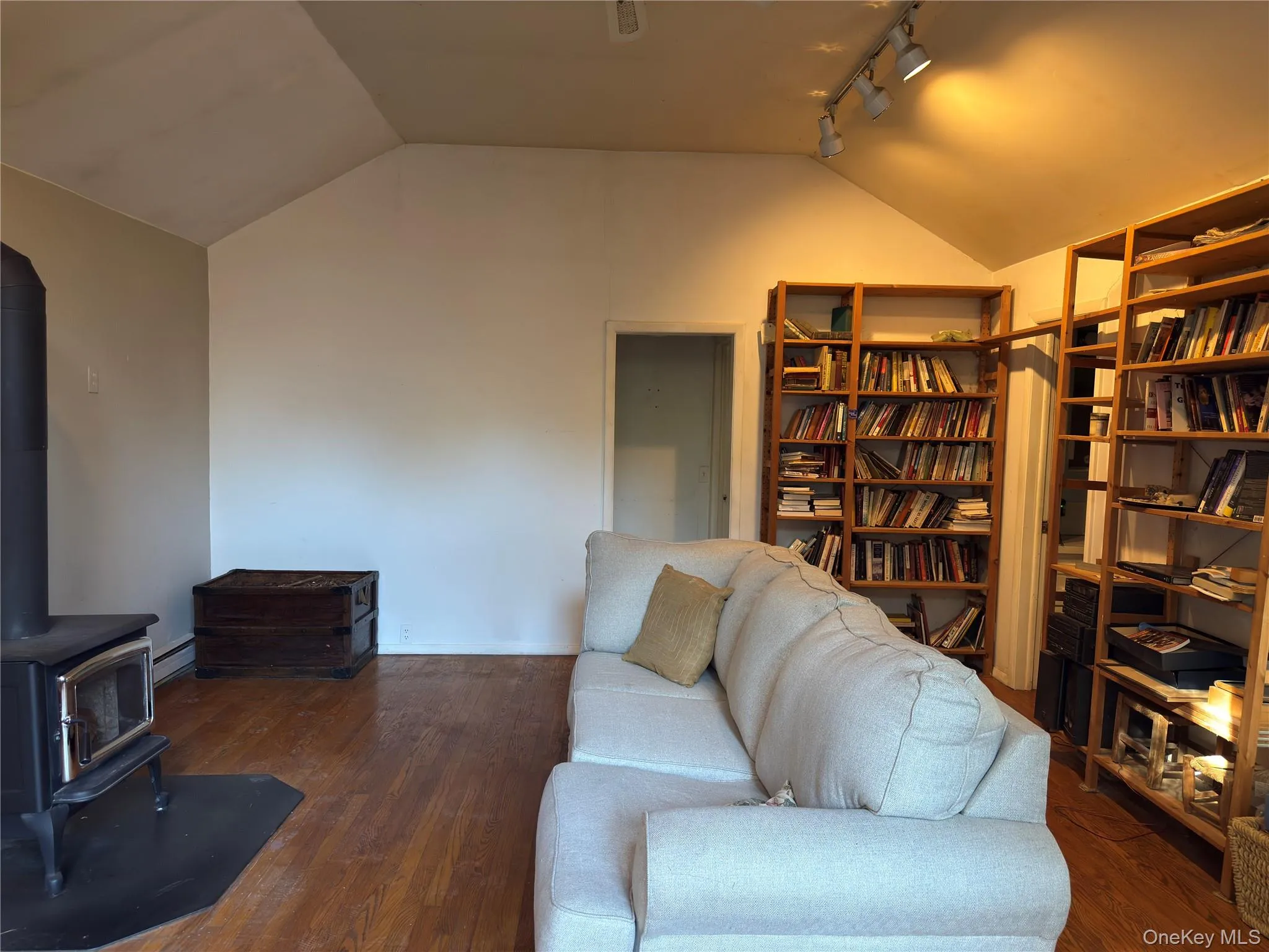 6 Hervey White Road, Woodstock, NY, 2 Bedrooms Bedrooms, 5 Rooms Rooms,1 BathroomBathrooms,Residential,For Rent,Hervey White,0,1063509 6 Hervey White Road, Woodstock, NY, 2 Bedrooms Bedrooms, 5 Rooms Rooms,1 BathroomBathrooms,Residential,For Rent,Hervey White,0,1063509