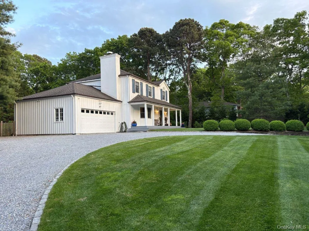 100 Wainscott Nw Road, East Hampton, New York 11975