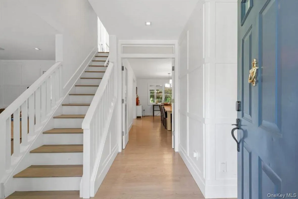 100 Wainscott Nw Road, East Hampton, New York 11975