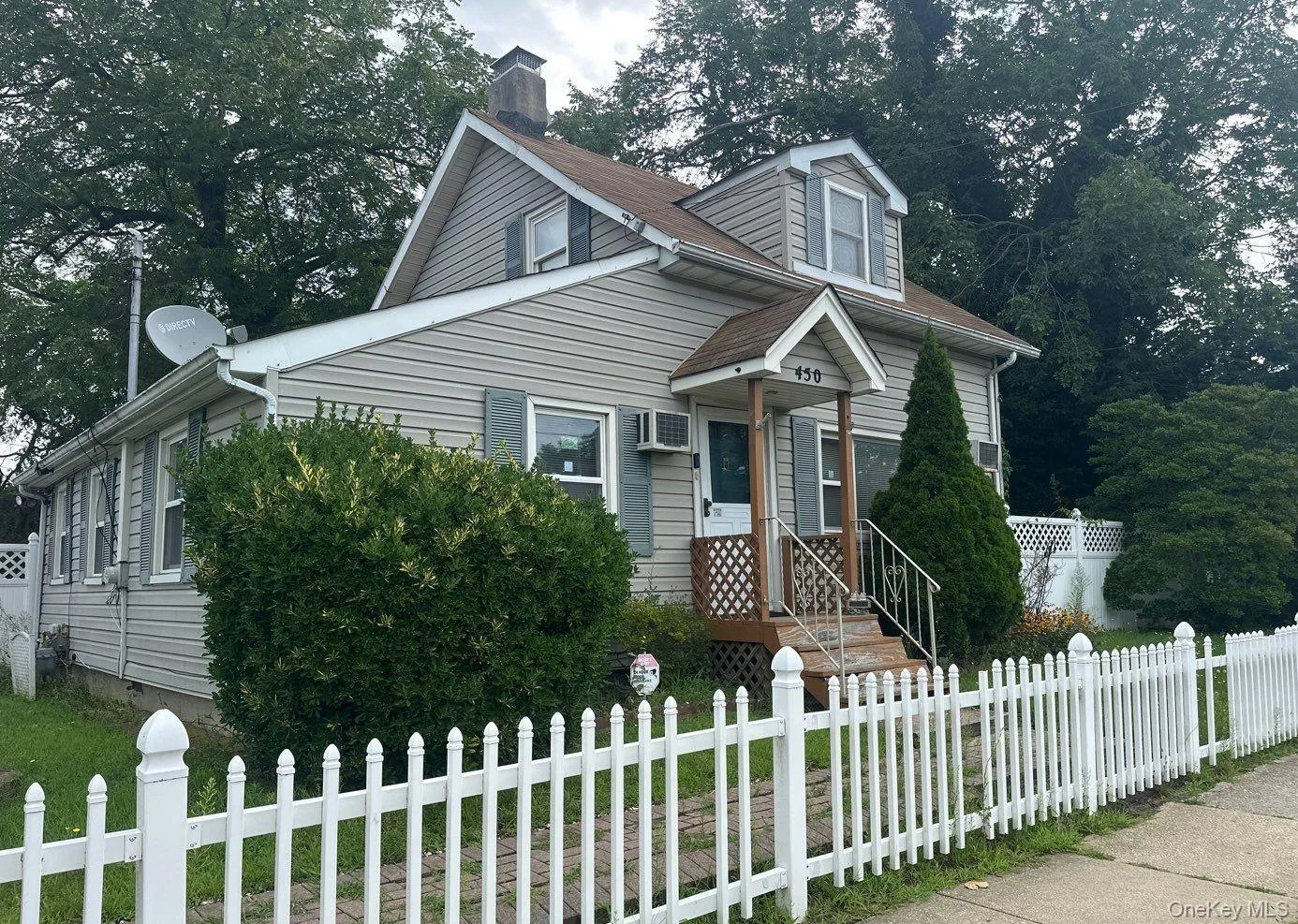 450 Great Neck Road, Babylon, NY, 2 Bedrooms Bedrooms, 5 Rooms Rooms,1 BathroomBathrooms,Residential,For Rent,Great Neck,0,1063515 450 Great Neck Road, Babylon, NY, 2 Bedrooms Bedrooms, 5 Rooms Rooms,1 BathroomBathrooms,Residential,For Rent,Great Neck,0,1063515