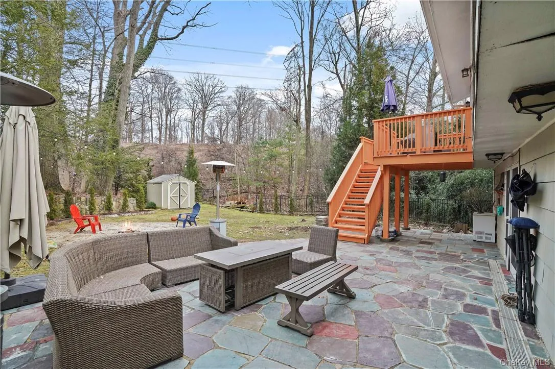 99 New Sprain Road, Greenburgh, NY, 4 Bedrooms Bedrooms, 9 Rooms Rooms,3 BathroomsBathrooms,Residential Lease,For Rent,New Sprain,0,1063523 99 New Sprain Road, Greenburgh, NY, 4 Bedrooms Bedrooms, 9 Rooms Rooms,3 BathroomsBathrooms,Residential Lease,For Rent,New Sprain,0,1063523