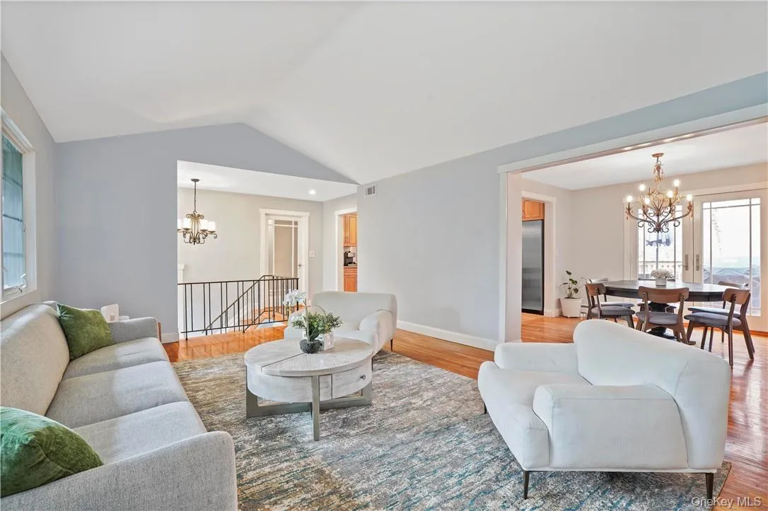 99 New Sprain Road, Greenburgh, NY, 4 Bedrooms Bedrooms, 9 Rooms Rooms,3 BathroomsBathrooms,Residential Lease,For Rent,New Sprain,0,1063523 99 New Sprain Road, Greenburgh, NY, 4 Bedrooms Bedrooms, 9 Rooms Rooms,3 BathroomsBathrooms,Residential Lease,For Rent,New Sprain,0,1063523