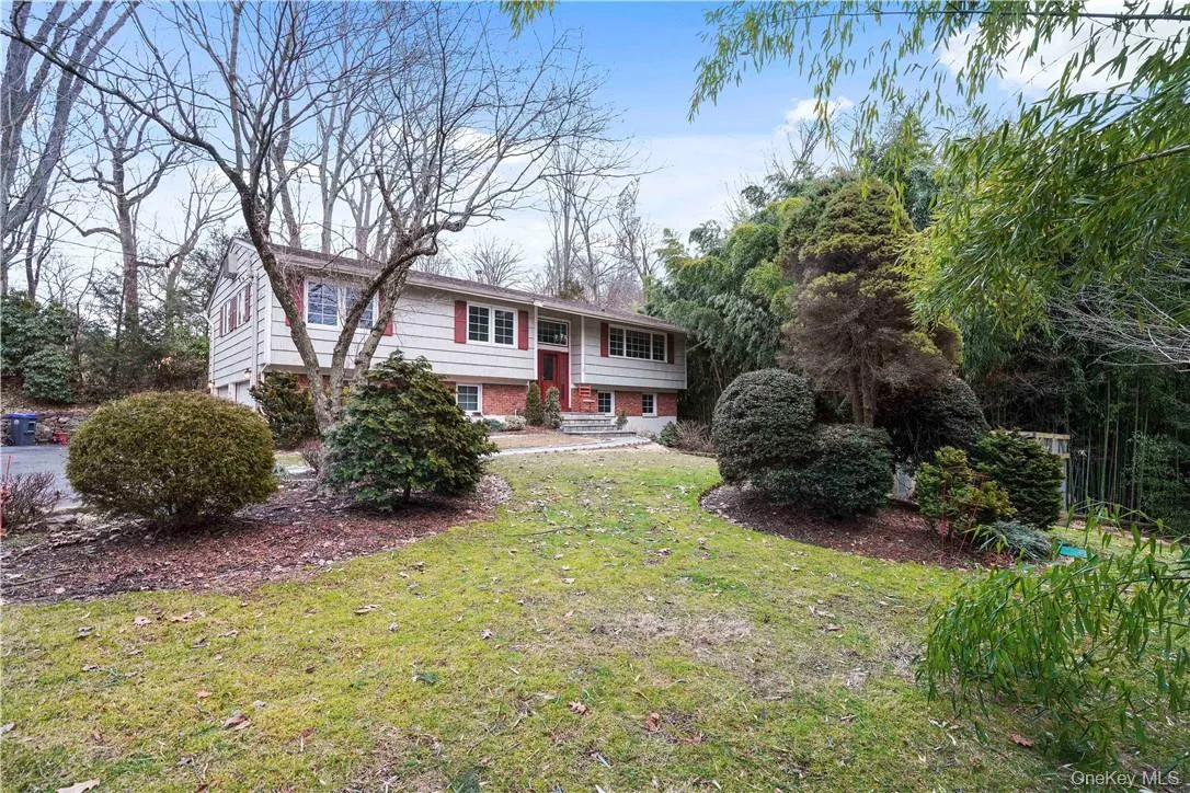 99 New Sprain Road, Greenburgh, NY, 4 Bedrooms Bedrooms, 9 Rooms Rooms,3 BathroomsBathrooms,Residential Lease,For Rent,New Sprain,0,1063523 99 New Sprain Road, Greenburgh, NY, 4 Bedrooms Bedrooms, 9 Rooms Rooms,3 BathroomsBathrooms,Residential Lease,For Rent,New Sprain,0,1063523