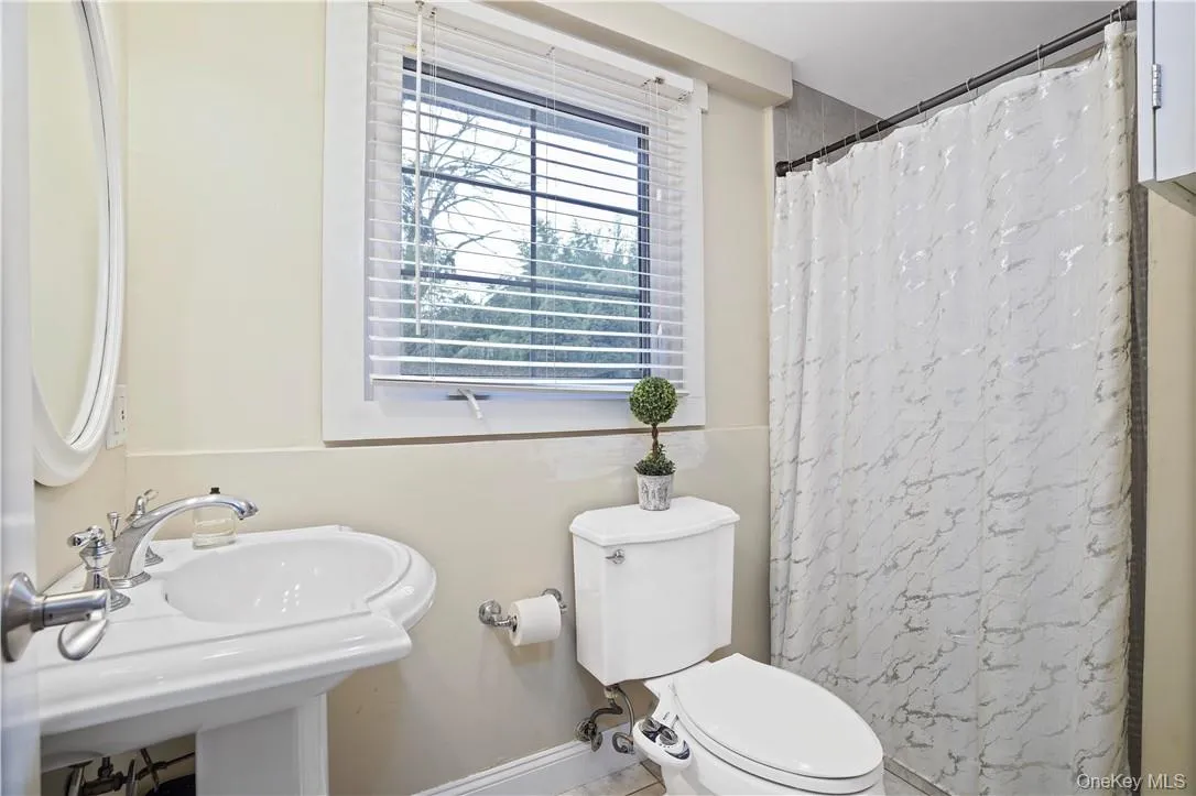 Lower Level Full Bath Lower Level Full Bath