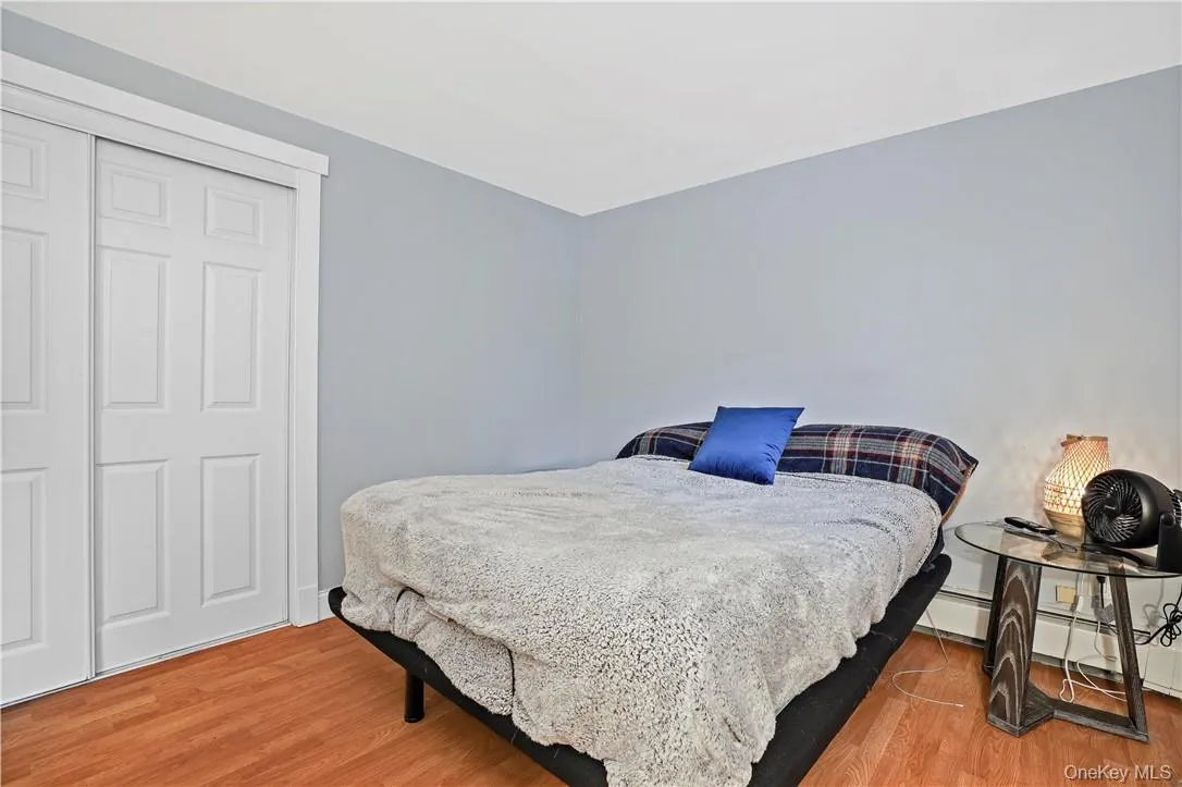 Den/Office Den/Office