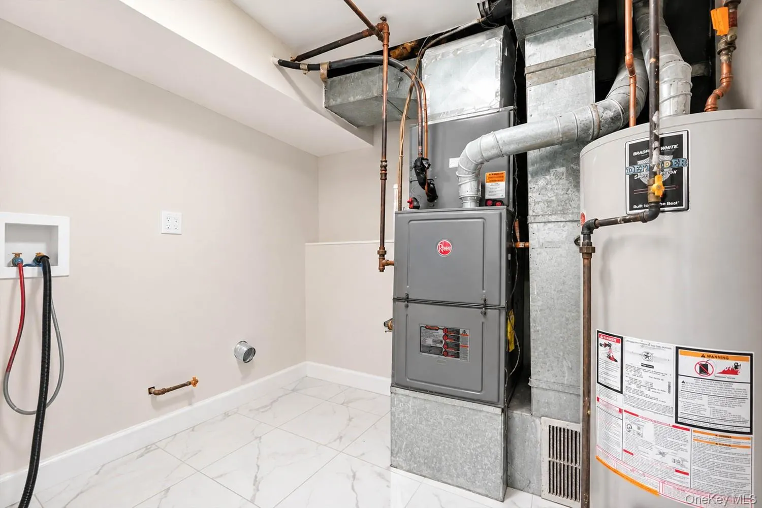 6 Amador Street, New York, NY, 3 Bedrooms Bedrooms, 8 Rooms Rooms,2 BathroomsBathrooms,Residential,For Rent,Amador,0,1063524 6 Amador Street, New York, NY, 3 Bedrooms Bedrooms, 8 Rooms Rooms,2 BathroomsBathrooms,Residential,For Rent,Amador,0,1063524