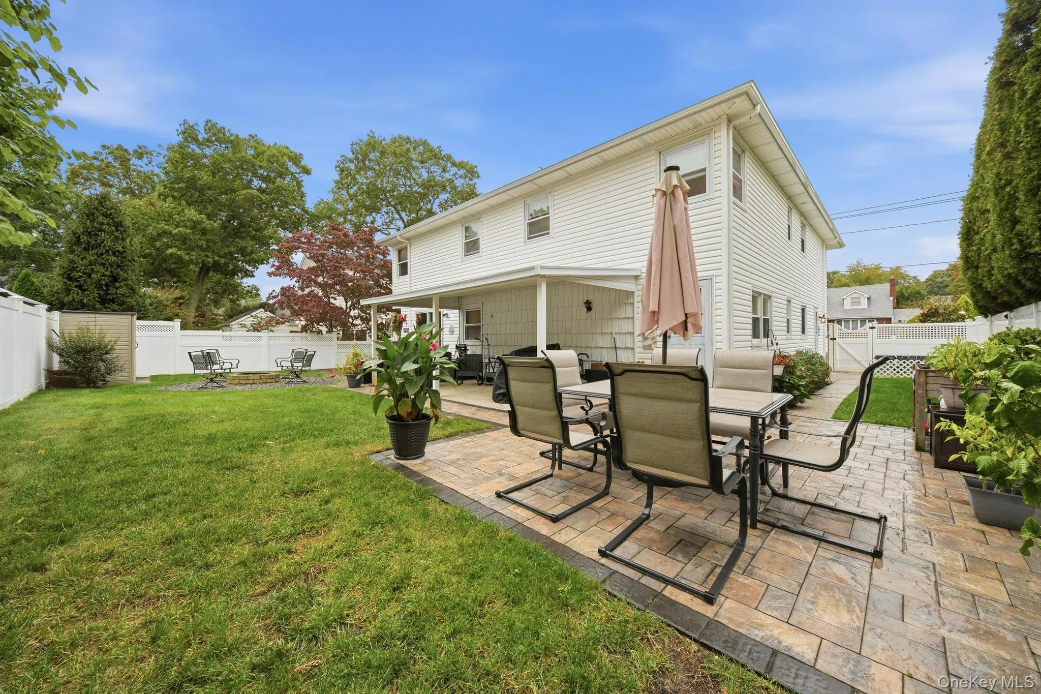 1523 Dewey Avenue, Hempstead, NY, 6 Bedrooms Bedrooms, 12 Rooms Rooms,3 BathroomsBathrooms,Residential,For Rent,Dewey,0,1063527 1523 Dewey Avenue, Hempstead, NY, 6 Bedrooms Bedrooms, 12 Rooms Rooms,3 BathroomsBathrooms,Residential,For Rent,Dewey,0,1063527