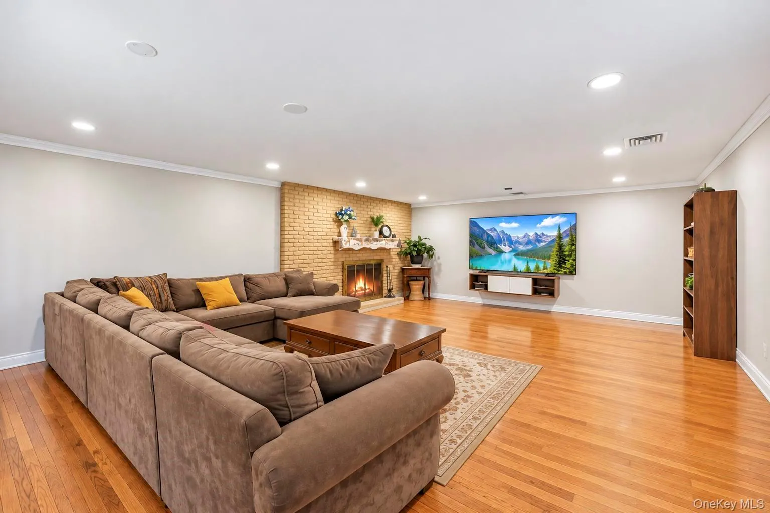 271 Syosset Woodbury Road, Oyster Bay, NY, 5 Bedrooms Bedrooms, 18 Rooms Rooms,5 BathroomsBathrooms,Residential,For Rent,Syosset Woodbury,0,1063529 271 Syosset Woodbury Road, Oyster Bay, NY, 5 Bedrooms Bedrooms, 18 Rooms Rooms,5 BathroomsBathrooms,Residential,For Rent,Syosset Woodbury,0,1063529
