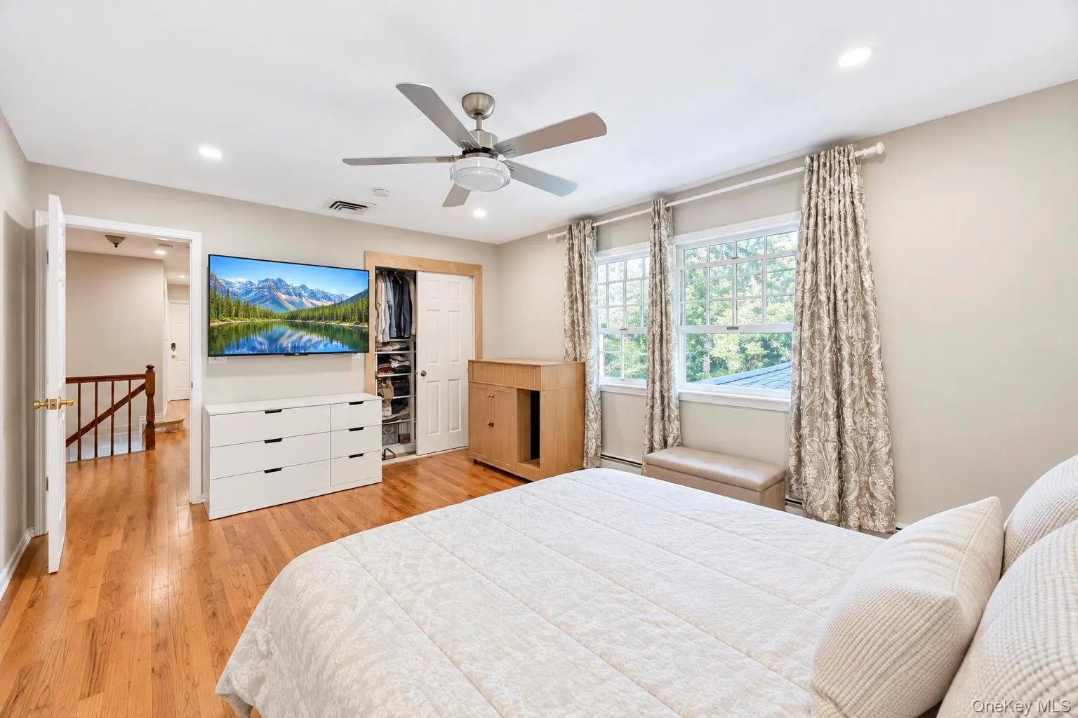 271 Syosset Woodbury Road, Oyster Bay, NY, 5 Bedrooms Bedrooms, 18 Rooms Rooms,5 BathroomsBathrooms,Residential,For Rent,Syosset Woodbury,0,1063529 271 Syosset Woodbury Road, Oyster Bay, NY, 5 Bedrooms Bedrooms, 18 Rooms Rooms,5 BathroomsBathrooms,Residential,For Rent,Syosset Woodbury,0,1063529