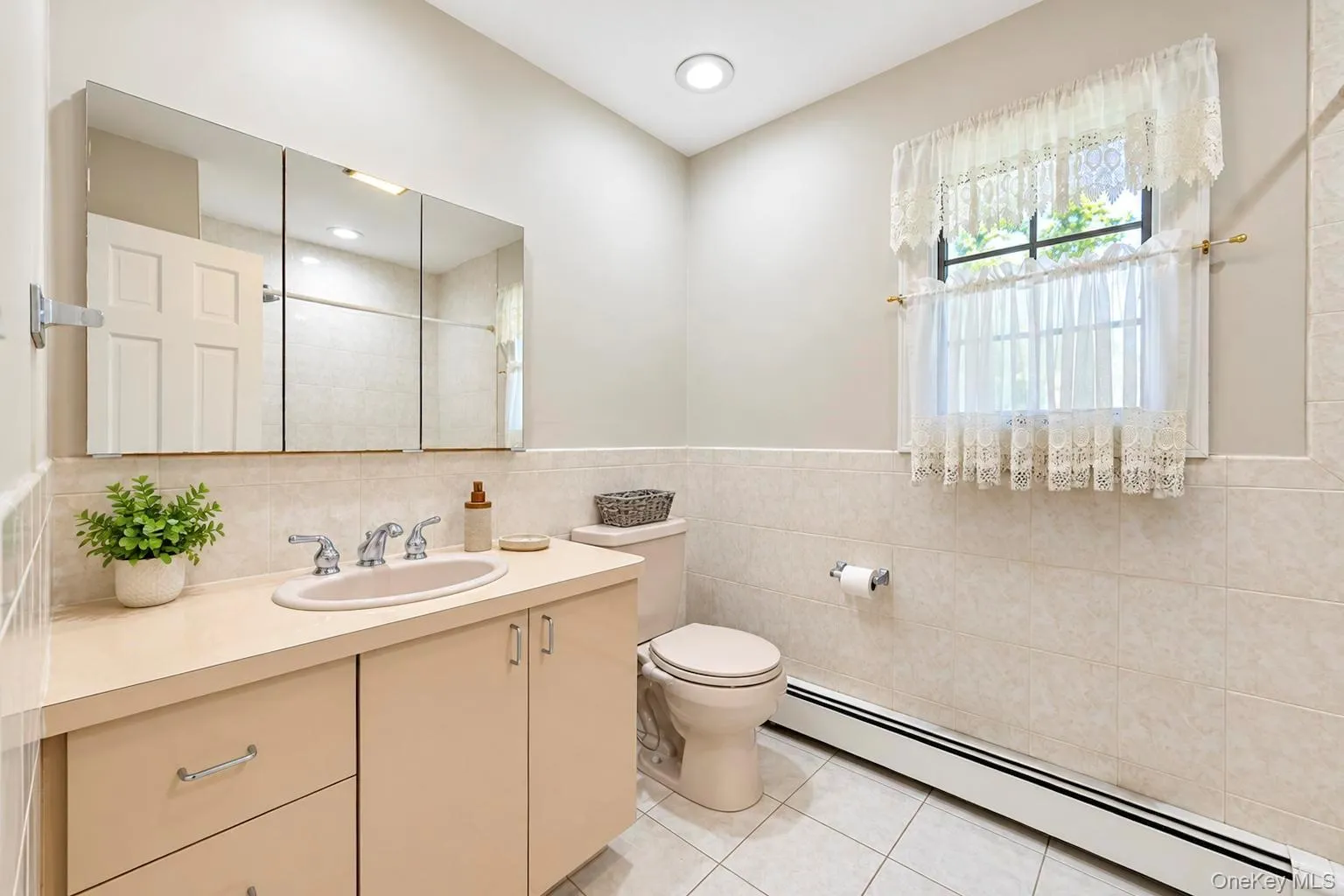271 Syosset Woodbury Road, Oyster Bay, NY, 5 Bedrooms Bedrooms, 18 Rooms Rooms,5 BathroomsBathrooms,Residential,For Rent,Syosset Woodbury,0,1063529 271 Syosset Woodbury Road, Oyster Bay, NY, 5 Bedrooms Bedrooms, 18 Rooms Rooms,5 BathroomsBathrooms,Residential,For Rent,Syosset Woodbury,0,1063529