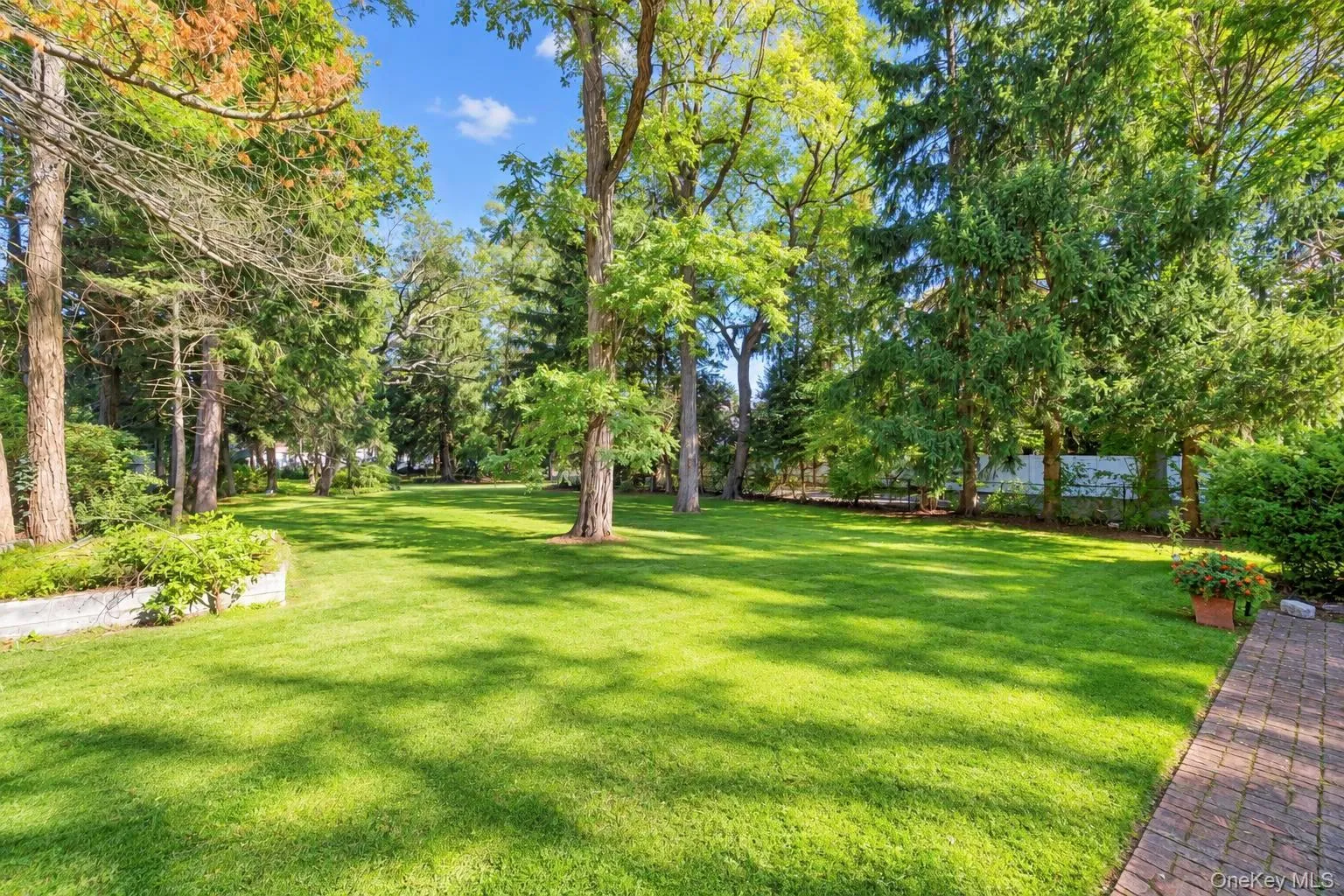 271 Syosset Woodbury Road, Oyster Bay, NY, 5 Bedrooms Bedrooms, 18 Rooms Rooms,5 BathroomsBathrooms,Residential,For Rent,Syosset Woodbury,0,1063529 271 Syosset Woodbury Road, Oyster Bay, NY, 5 Bedrooms Bedrooms, 18 Rooms Rooms,5 BathroomsBathrooms,Residential,For Rent,Syosset Woodbury,0,1063529