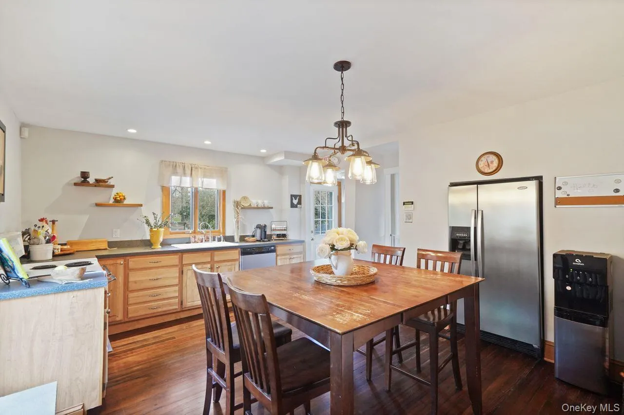 800 Granite Springs Road, Yorktown, NY, 5 Bedrooms Bedrooms, 11 Rooms Rooms,3 BathroomsBathrooms,Residential,For Rent,Granite Springs,0,1063535 800 Granite Springs Road, Yorktown, NY, 5 Bedrooms Bedrooms, 11 Rooms Rooms,3 BathroomsBathrooms,Residential,For Rent,Granite Springs,0,1063535
