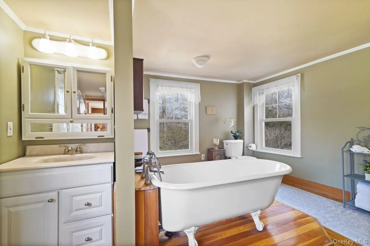 800 Granite Springs Road, Yorktown, NY, 5 Bedrooms Bedrooms, 11 Rooms Rooms,3 BathroomsBathrooms,Residential,For Rent,Granite Springs,0,1063535 800 Granite Springs Road, Yorktown, NY, 5 Bedrooms Bedrooms, 11 Rooms Rooms,3 BathroomsBathrooms,Residential,For Rent,Granite Springs,0,1063535
