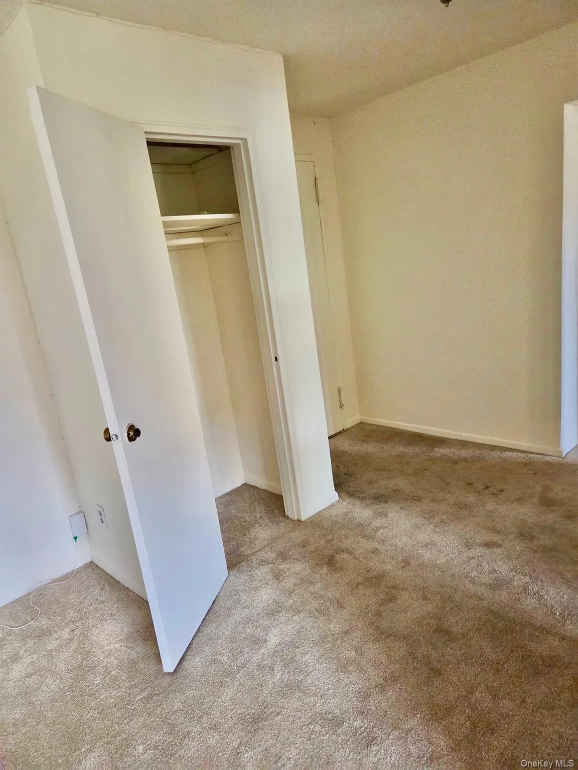 100 Lincoln Avenue, North Hempstead, NY, 1 Bedroom Bedrooms, 3 Room Rooms,1 BathroomBathrooms,Residential Lease,For Rent,Lincoln,0,1063541 100 Lincoln Avenue, North Hempstead, NY, 1 Bedroom Bedrooms, 3 Room Rooms,1 BathroomBathrooms,Residential Lease,For Rent,Lincoln,0,1063541