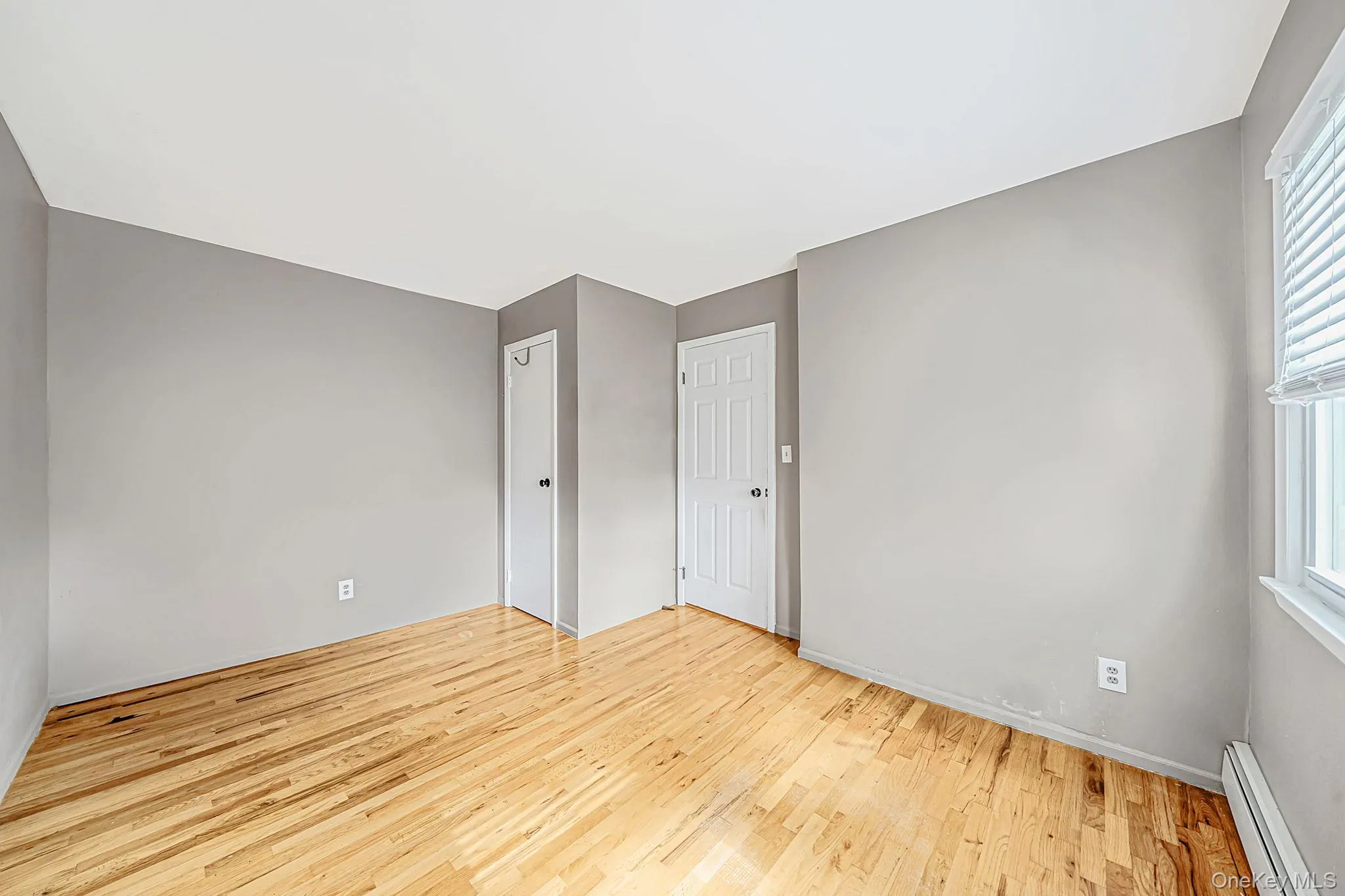 126 Cardinal Lane, Islip, NY, 2 Bedrooms Bedrooms, 5 Rooms Rooms,2 BathroomsBathrooms,Residential,For Rent,Cardinal,0,1063543 126 Cardinal Lane, Islip, NY, 2 Bedrooms Bedrooms, 5 Rooms Rooms,2 BathroomsBathrooms,Residential,For Rent,Cardinal,0,1063543