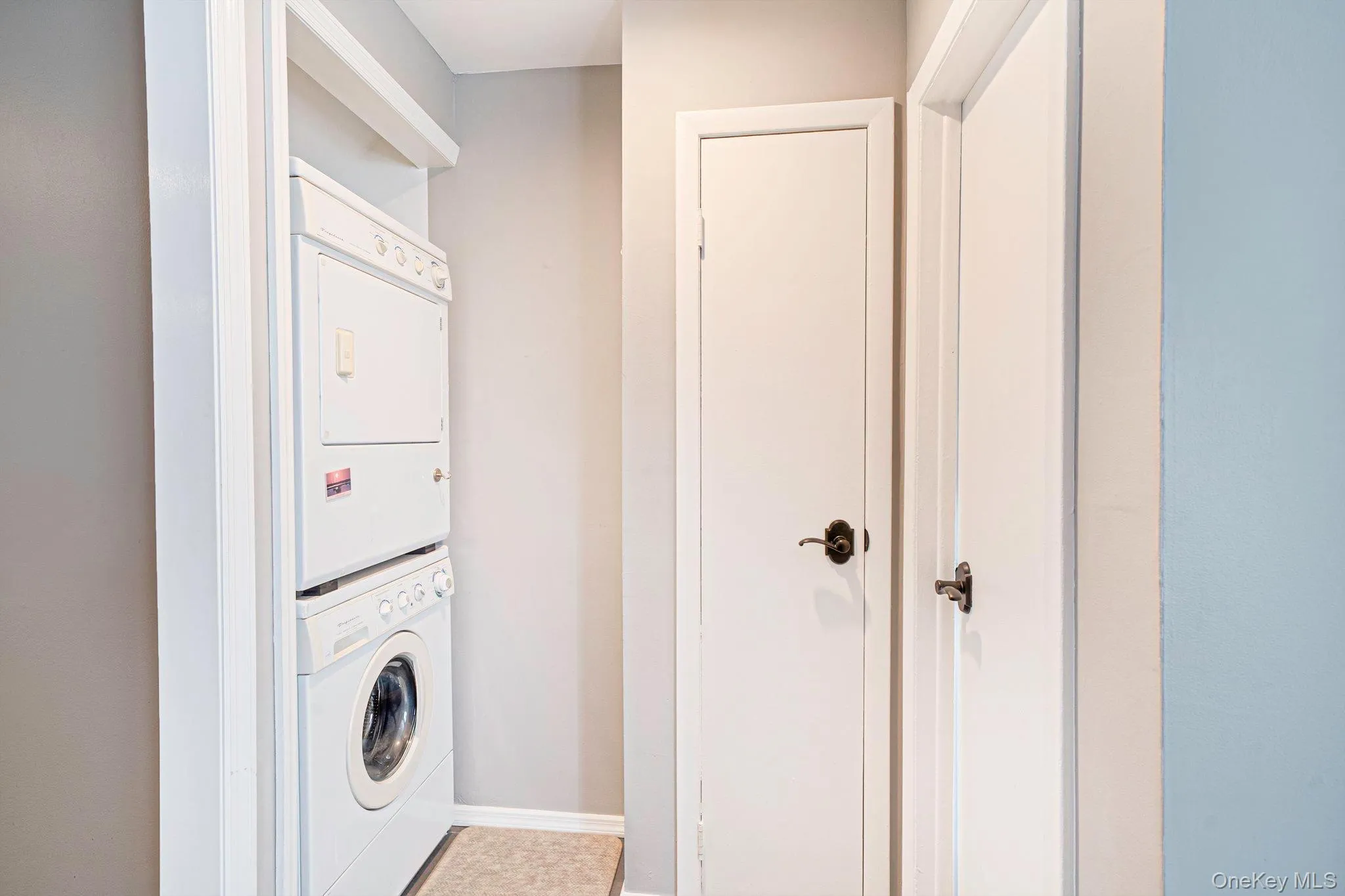 126 Cardinal Lane, Islip, NY, 2 Bedrooms Bedrooms, 5 Rooms Rooms,2 BathroomsBathrooms,Residential,For Rent,Cardinal,0,1063543 126 Cardinal Lane, Islip, NY, 2 Bedrooms Bedrooms, 5 Rooms Rooms,2 BathroomsBathrooms,Residential,For Rent,Cardinal,0,1063543