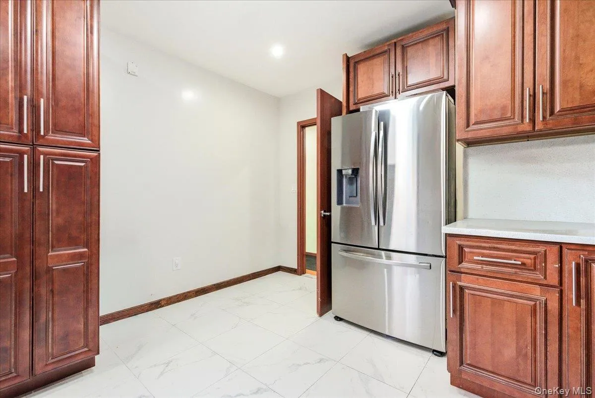 83-80 118th Street, New York, NY, 3 Bedrooms Bedrooms, 6 Rooms Rooms,1 BathroomBathrooms,Residential,For Rent,118th,0,1063552 83-80 118th Street, New York, NY, 3 Bedrooms Bedrooms, 6 Rooms Rooms,1 BathroomBathrooms,Residential,For Rent,118th,0,1063552