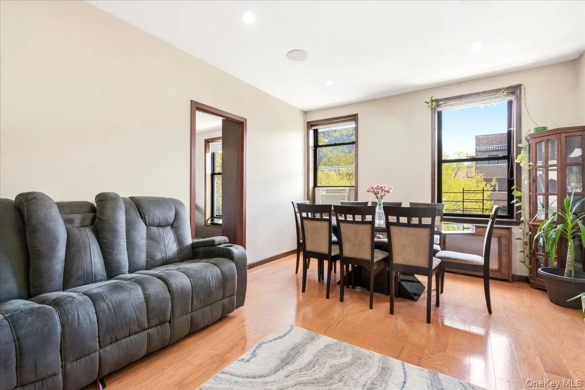 83-80 118th Street, New York, NY, 3 Bedrooms Bedrooms, 6 Rooms Rooms,1 BathroomBathrooms,Residential,For Rent,118th,0,1063552 83-80 118th Street, New York, NY, 3 Bedrooms Bedrooms, 6 Rooms Rooms,1 BathroomBathrooms,Residential,For Rent,118th,0,1063552
