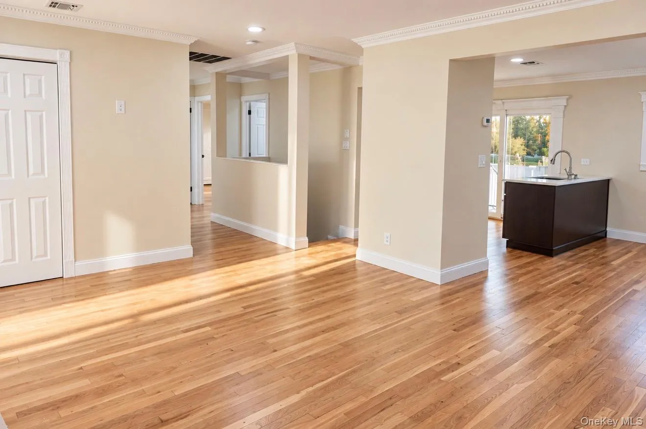 108 Forsythia Lane, Babylon, NY, 3 Bedrooms Bedrooms, 5 Rooms Rooms,2 BathroomsBathrooms,Residential,For Rent,Forsythia,0,1063563 108 Forsythia Lane, Babylon, NY, 3 Bedrooms Bedrooms, 5 Rooms Rooms,2 BathroomsBathrooms,Residential,For Rent,Forsythia,0,1063563