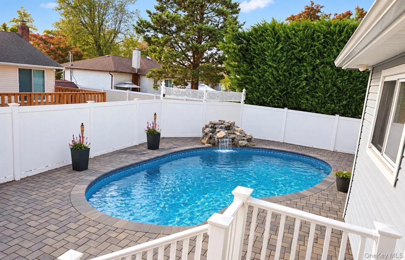 108 Forsythia Lane, Babylon, NY, 3 Bedrooms Bedrooms, 5 Rooms Rooms,2 BathroomsBathrooms,Residential,For Rent,Forsythia,0,1063563 108 Forsythia Lane, Babylon, NY, 3 Bedrooms Bedrooms, 5 Rooms Rooms,2 BathroomsBathrooms,Residential,For Rent,Forsythia,0,1063563