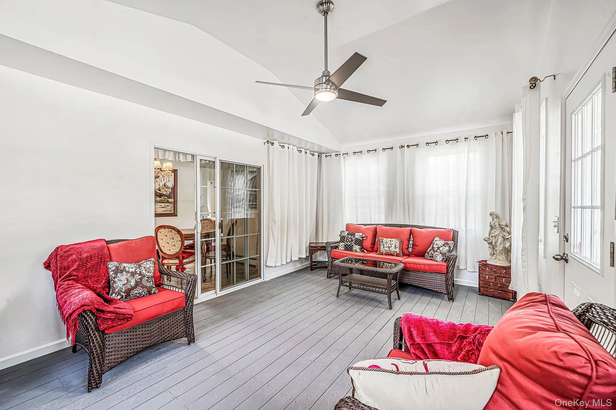 13 Glenmore Avenue, Islip, NY, 6 Bedrooms Bedrooms, 20 Rooms Rooms,4 BathroomsBathrooms,Residential,For Rent,Glenmore,0,1063566 13 Glenmore Avenue, Islip, NY, 6 Bedrooms Bedrooms, 20 Rooms Rooms,4 BathroomsBathrooms,Residential,For Rent,Glenmore,0,1063566