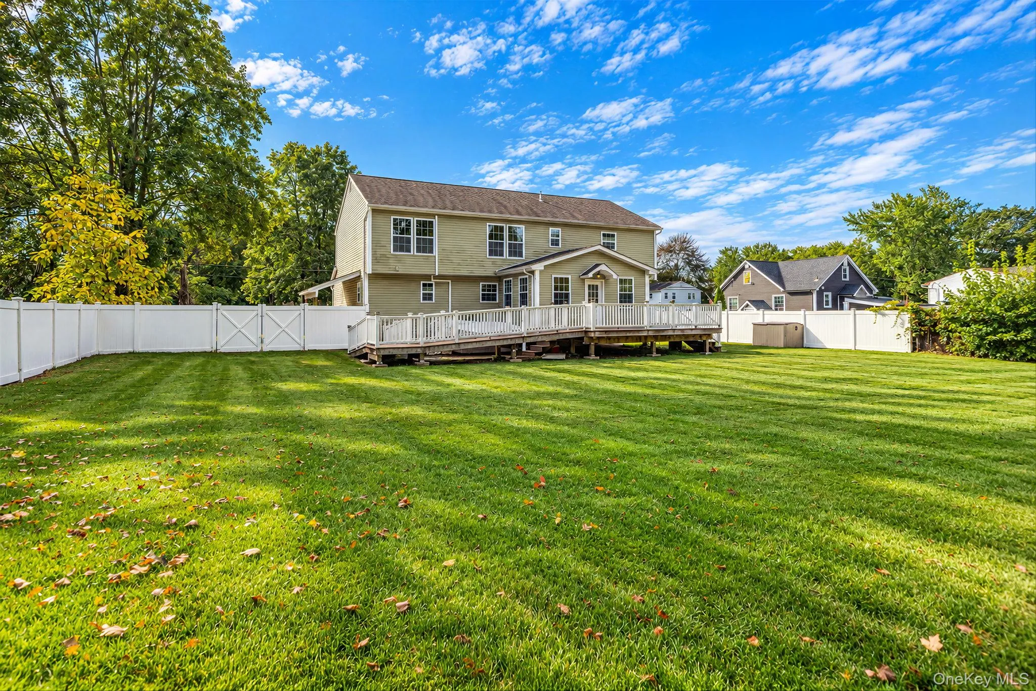 13 Glenmore Avenue, Islip, NY, 6 Bedrooms Bedrooms, 20 Rooms Rooms,4 BathroomsBathrooms,Residential,For Rent,Glenmore,0,1063566 13 Glenmore Avenue, Islip, NY, 6 Bedrooms Bedrooms, 20 Rooms Rooms,4 BathroomsBathrooms,Residential,For Rent,Glenmore,0,1063566