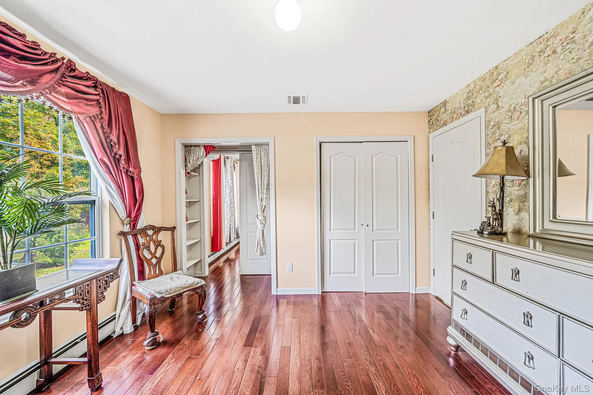 13 Glenmore Avenue, Islip, NY, 6 Bedrooms Bedrooms, 20 Rooms Rooms,4 BathroomsBathrooms,Residential,For Rent,Glenmore,0,1063566 13 Glenmore Avenue, Islip, NY, 6 Bedrooms Bedrooms, 20 Rooms Rooms,4 BathroomsBathrooms,Residential,For Rent,Glenmore,0,1063566