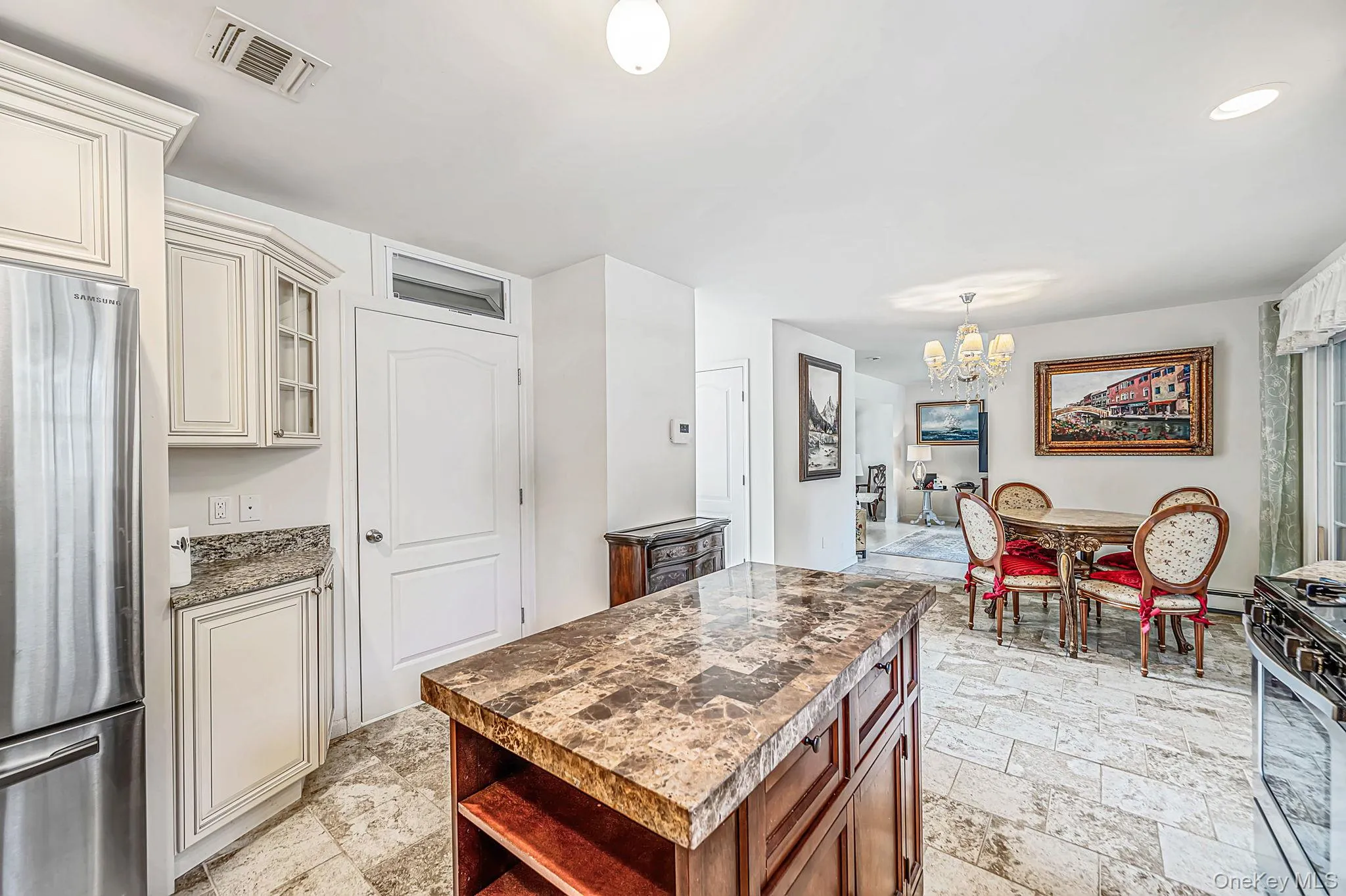 13 Glenmore Avenue, Islip, NY, 6 Bedrooms Bedrooms, 20 Rooms Rooms,4 BathroomsBathrooms,Residential,For Rent,Glenmore,0,1063566 13 Glenmore Avenue, Islip, NY, 6 Bedrooms Bedrooms, 20 Rooms Rooms,4 BathroomsBathrooms,Residential,For Rent,Glenmore,0,1063566