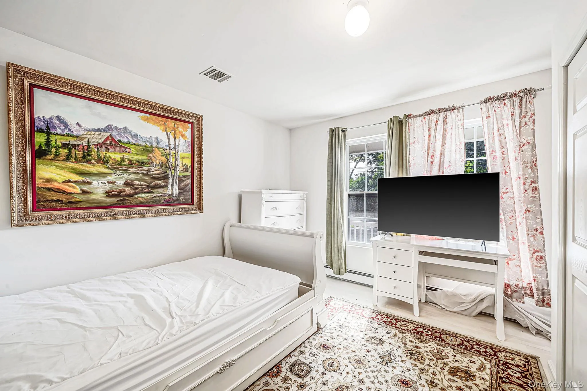 13 Glenmore Avenue, Islip, NY, 6 Bedrooms Bedrooms, 20 Rooms Rooms,4 BathroomsBathrooms,Residential,For Rent,Glenmore,0,1063566 13 Glenmore Avenue, Islip, NY, 6 Bedrooms Bedrooms, 20 Rooms Rooms,4 BathroomsBathrooms,Residential,For Rent,Glenmore,0,1063566
