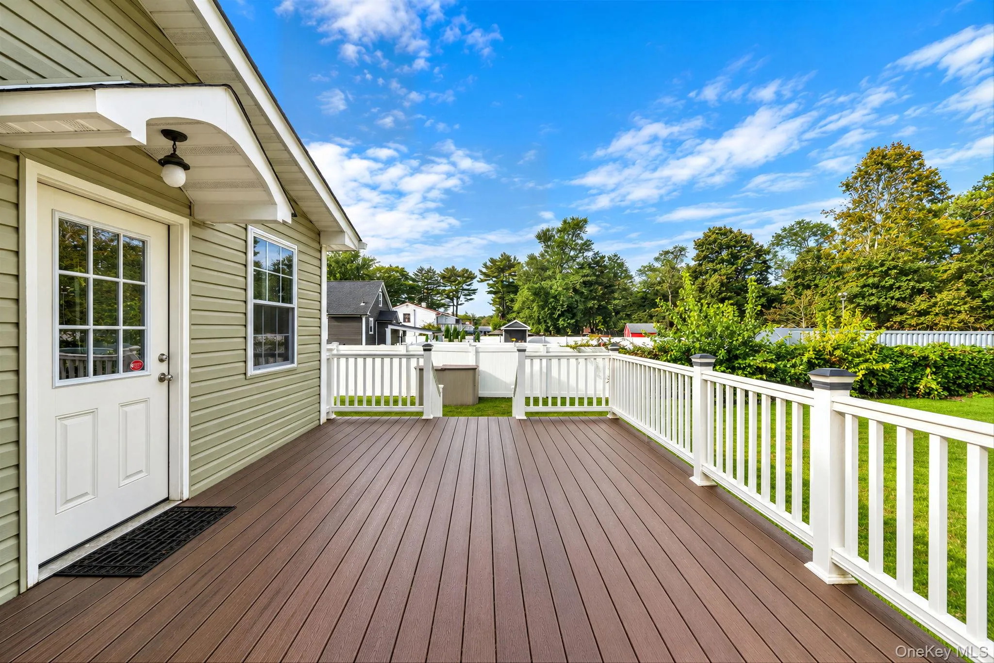 13 Glenmore Avenue, Islip, NY, 6 Bedrooms Bedrooms, 20 Rooms Rooms,4 BathroomsBathrooms,Residential,For Rent,Glenmore,0,1063566 13 Glenmore Avenue, Islip, NY, 6 Bedrooms Bedrooms, 20 Rooms Rooms,4 BathroomsBathrooms,Residential,For Rent,Glenmore,0,1063566