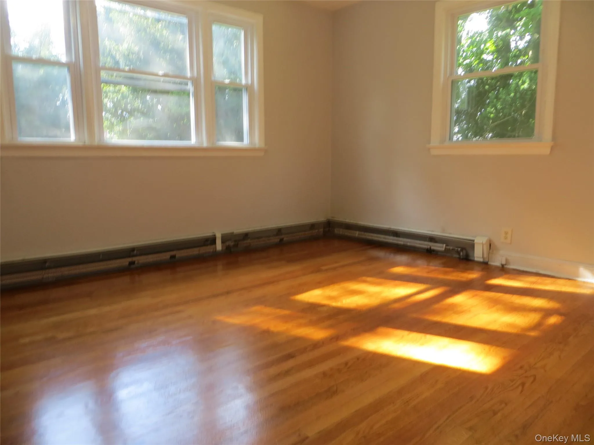 105 Wood Avenue, Forestburgh, NY, 4 Bedrooms Bedrooms, 7 Rooms Rooms,1 BathroomBathrooms,Residential,For Rent,Wood,0,1063577 105 Wood Avenue, Forestburgh, NY, 4 Bedrooms Bedrooms, 7 Rooms Rooms,1 BathroomBathrooms,Residential,For Rent,Wood,0,1063577
