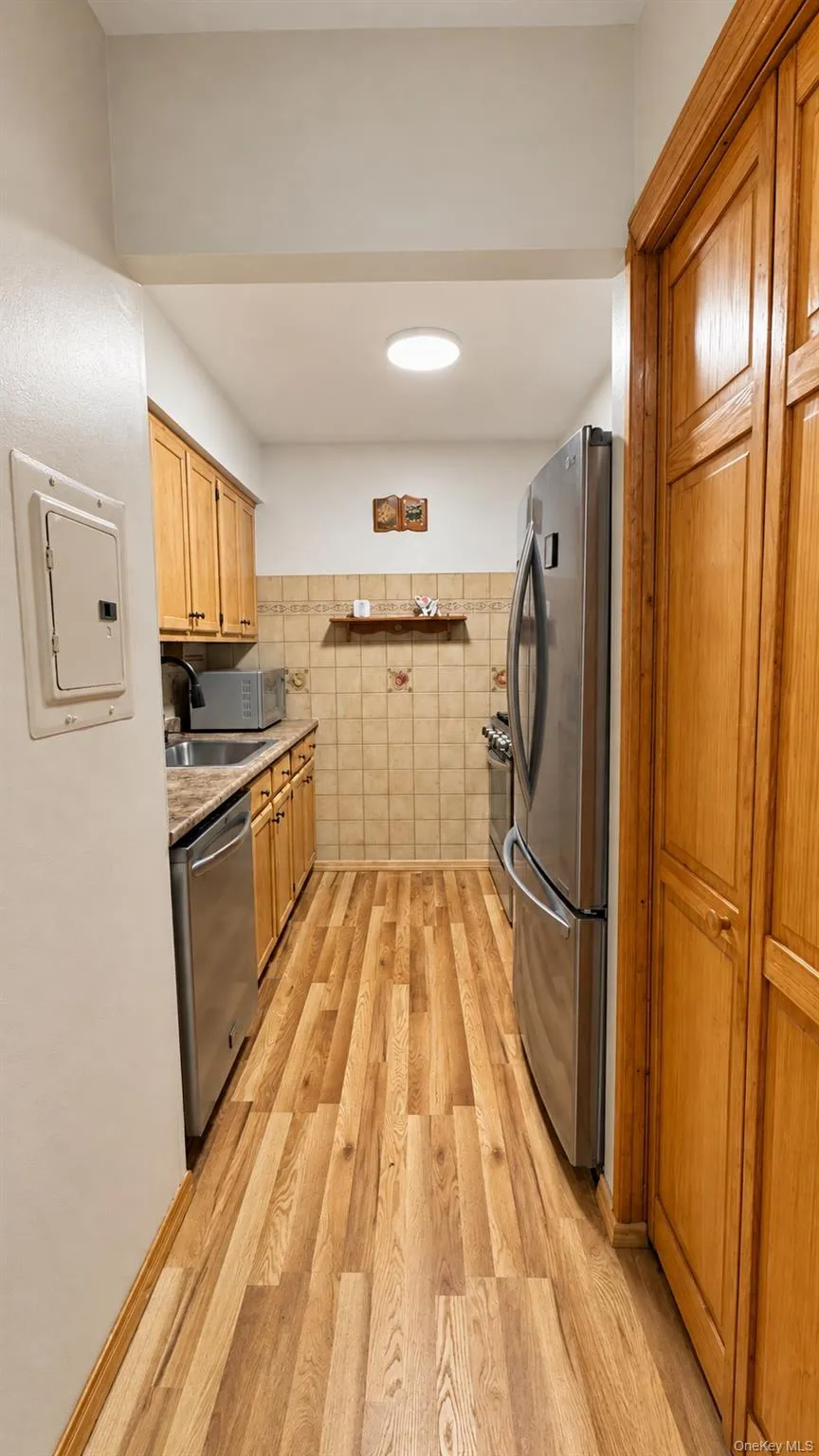 130 3rd Street, New York, NY, 2 Bedroom Bedrooms, 5 Room Rooms,1 BathroomBathrooms,Residential Lease,For Rent,3rd,0,1063587 130 3rd Street, New York, NY, 2 Bedroom Bedrooms, 5 Room Rooms,1 BathroomBathrooms,Residential Lease,For Rent,3rd,0,1063587