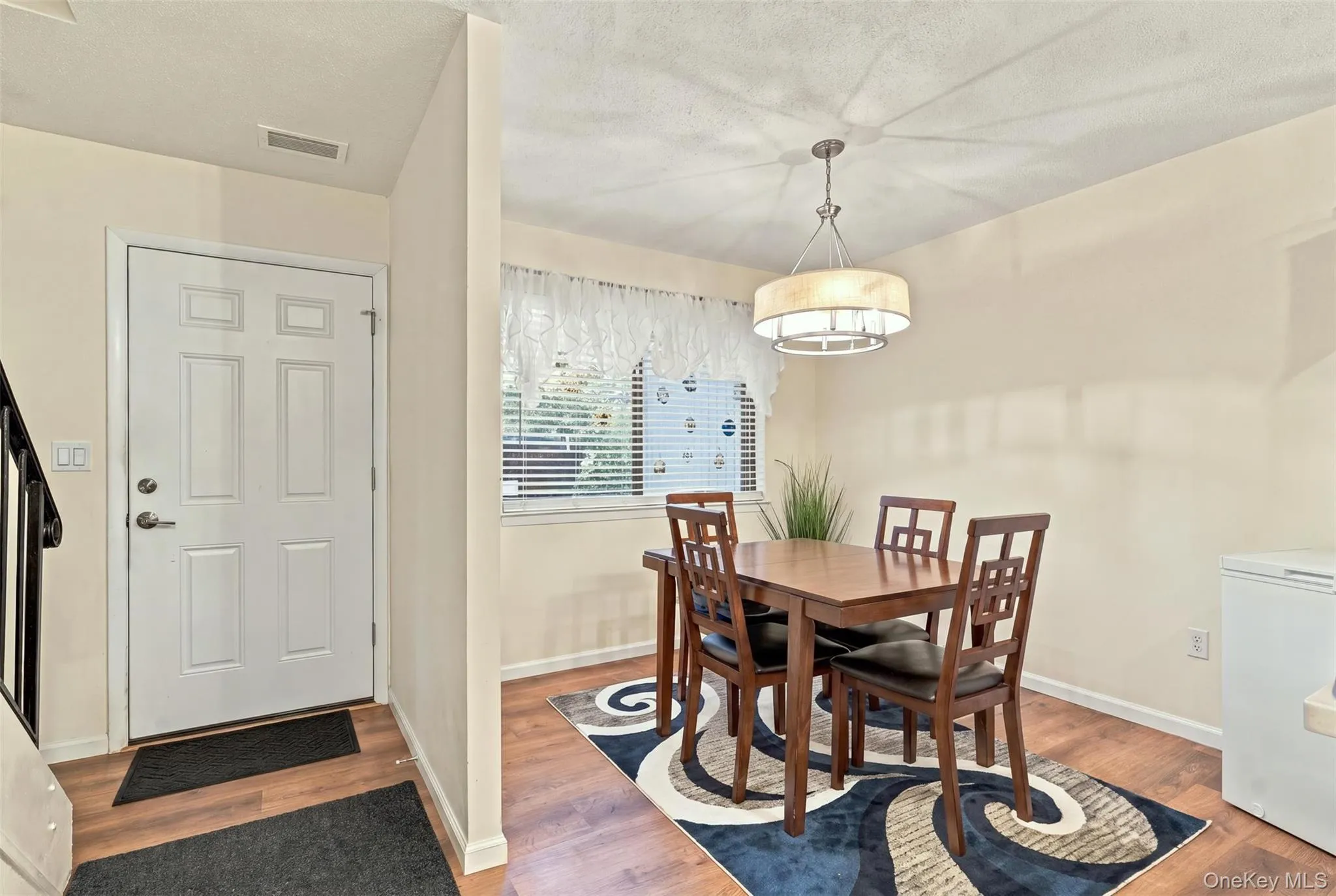 2802 Fox Lane, Poughkeepsie (town), NY, 2 Bedrooms Bedrooms, 6 Rooms Rooms,1 BathroomBathrooms,Residential,For Rent,Fox,0,1063594 2802 Fox Lane, Poughkeepsie (town), NY, 2 Bedrooms Bedrooms, 6 Rooms Rooms,1 BathroomBathrooms,Residential,For Rent,Fox,0,1063594