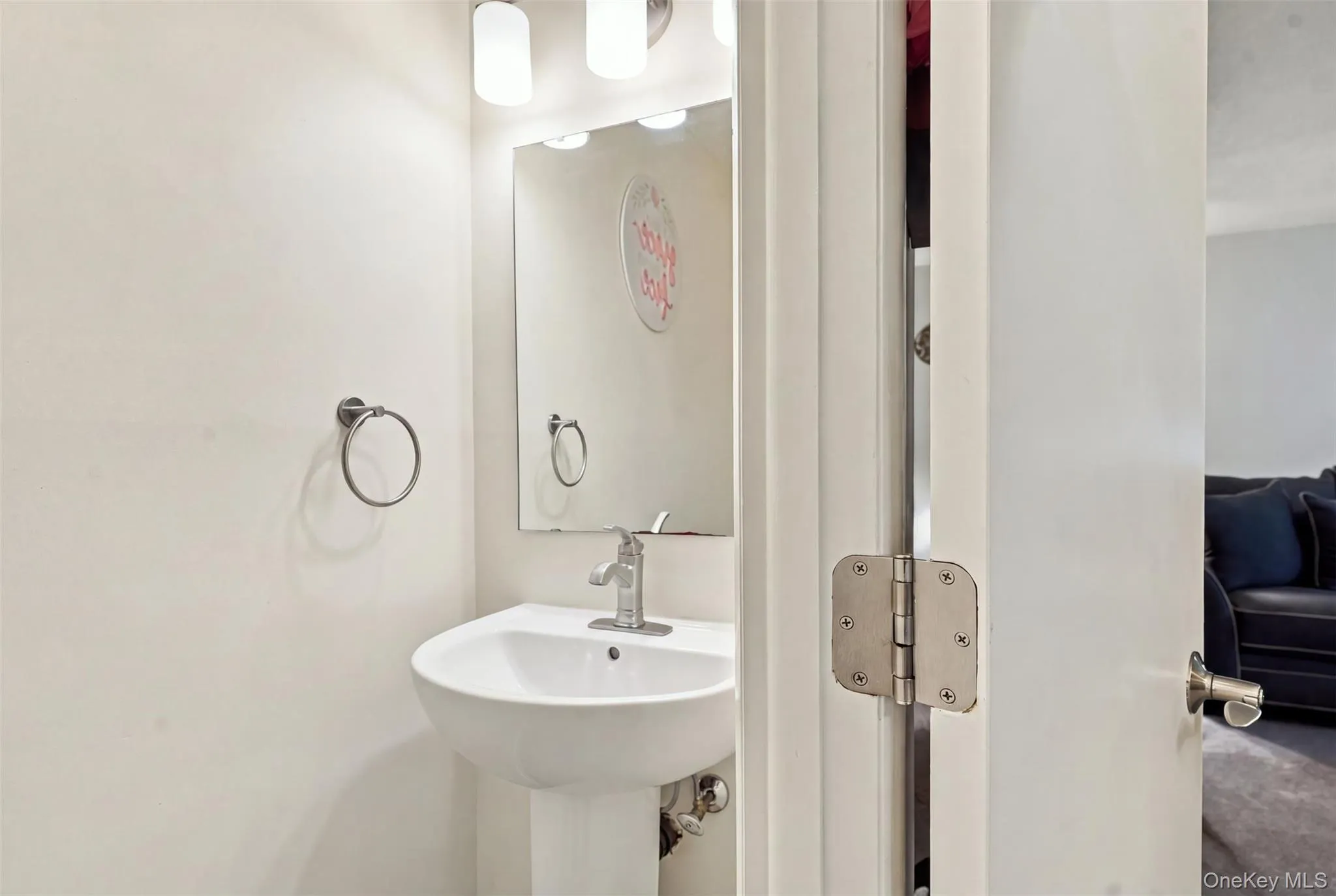 2802 Fox Lane, Poughkeepsie (town), NY, 2 Bedrooms Bedrooms, 6 Rooms Rooms,1 BathroomBathrooms,Residential,For Rent,Fox,0,1063594 2802 Fox Lane, Poughkeepsie (town), NY, 2 Bedrooms Bedrooms, 6 Rooms Rooms,1 BathroomBathrooms,Residential,For Rent,Fox,0,1063594