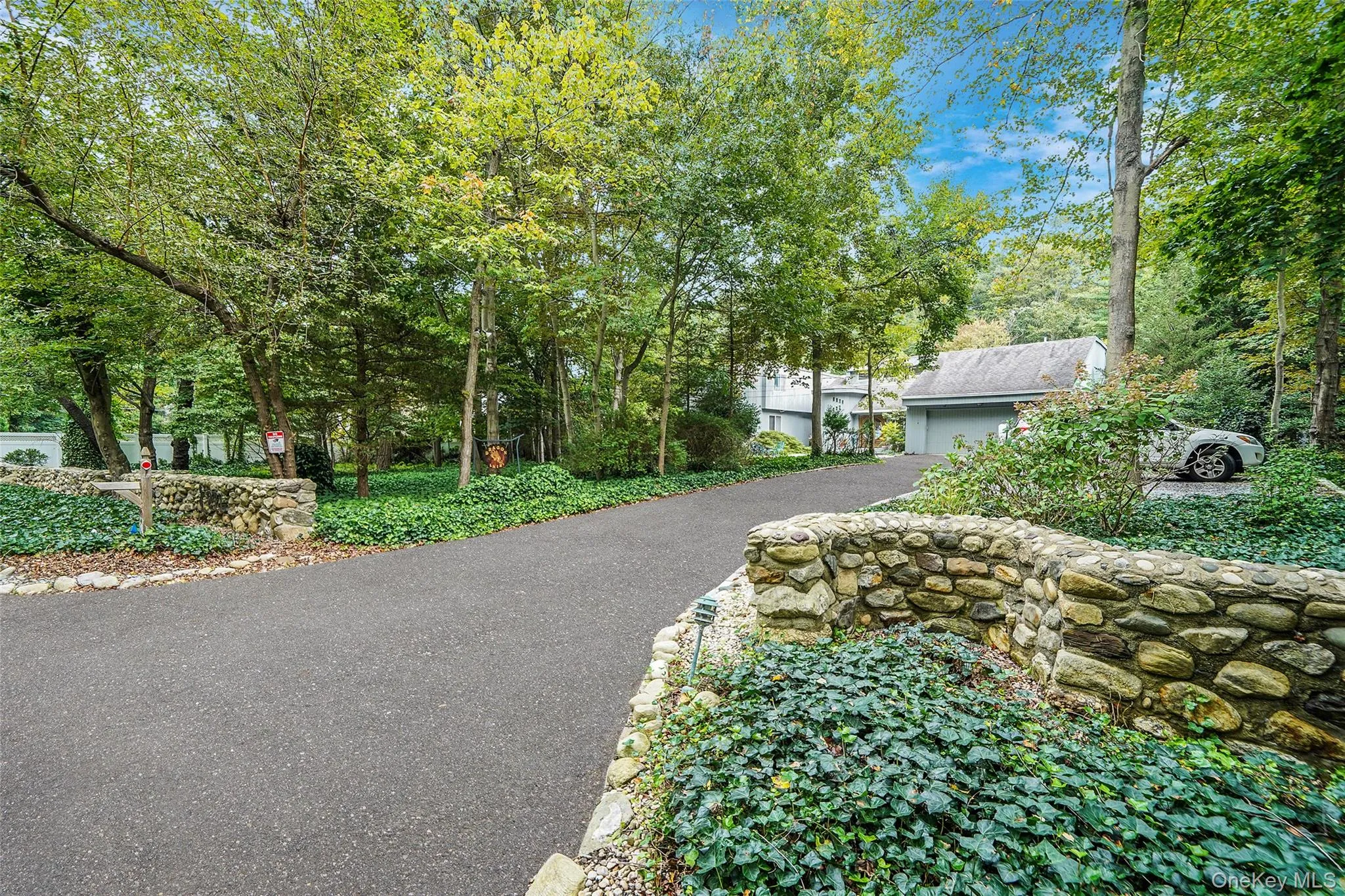 271 Bread and Cheese Hollow Road, Huntington, NY, 4 Bedrooms Bedrooms, 10 Rooms Rooms,2 BathroomsBathrooms,Residential,For Rent,Bread and Cheese Hollow,0,1063597 271 Bread and Cheese Hollow Road, Huntington, NY, 4 Bedrooms Bedrooms, 10 Rooms Rooms,2 BathroomsBathrooms,Residential,For Rent,Bread and Cheese Hollow,0,1063597