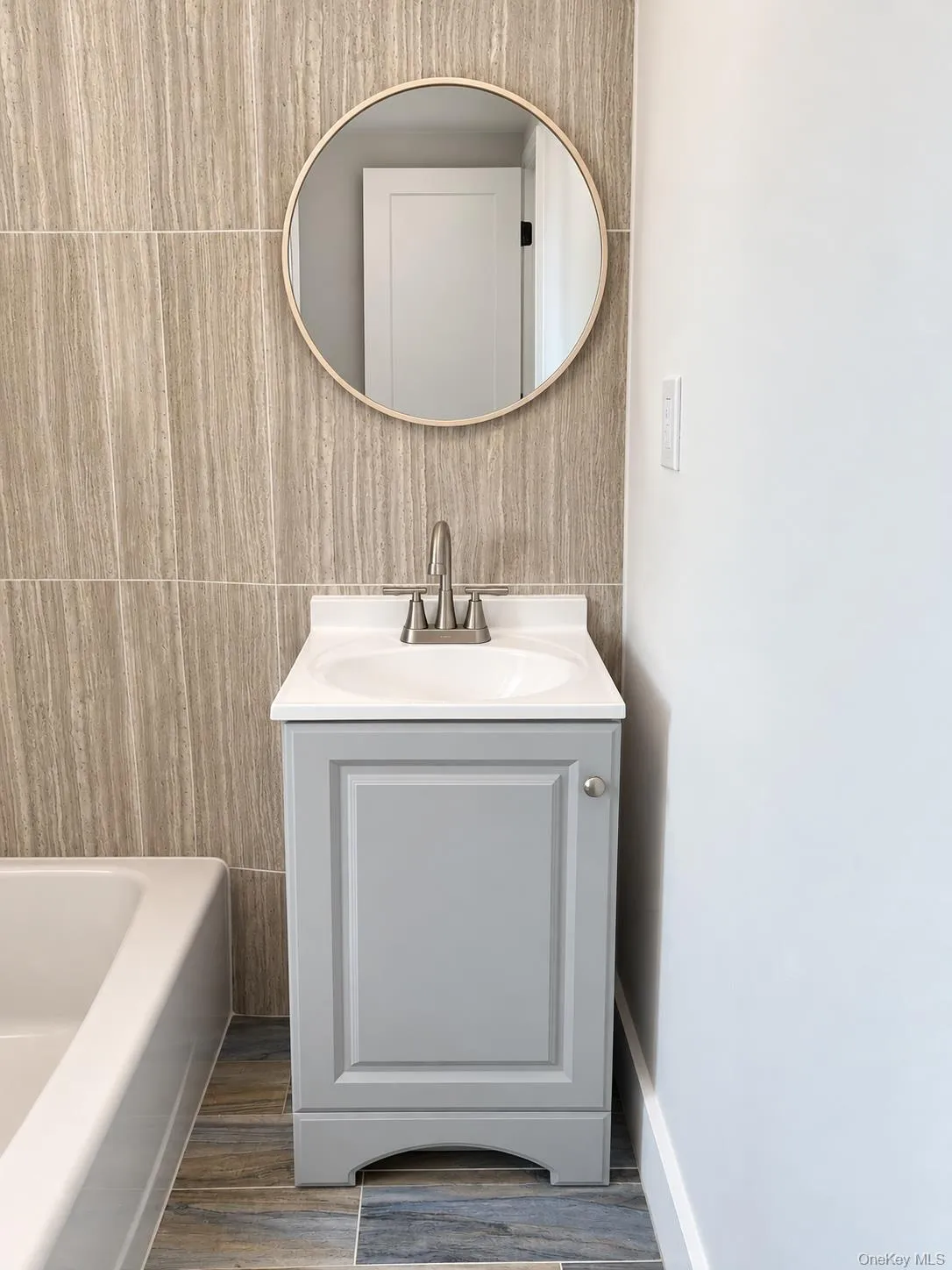 5068 43rd Street, New York, NY, 3 Bedroom Bedrooms, 4 Room Rooms,1 BathroomBathrooms,Residential Lease,For Rent,43rd,0,1063603 5068 43rd Street, New York, NY, 3 Bedroom Bedrooms, 4 Room Rooms,1 BathroomBathrooms,Residential Lease,For Rent,43rd,0,1063603