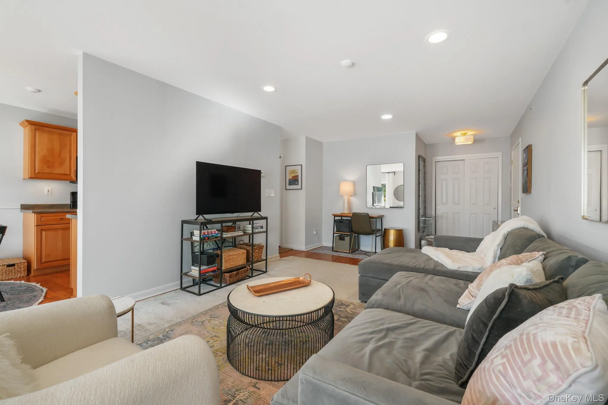 174 Sierra Vista Lane, Clarkstown, NY, 2 Bedrooms Bedrooms, 6 Rooms Rooms,2 BathroomsBathrooms,Residential,For Rent,Sierra Vista,0,1063611 174 Sierra Vista Lane, Clarkstown, NY, 2 Bedrooms Bedrooms, 6 Rooms Rooms,2 BathroomsBathrooms,Residential,For Rent,Sierra Vista,0,1063611