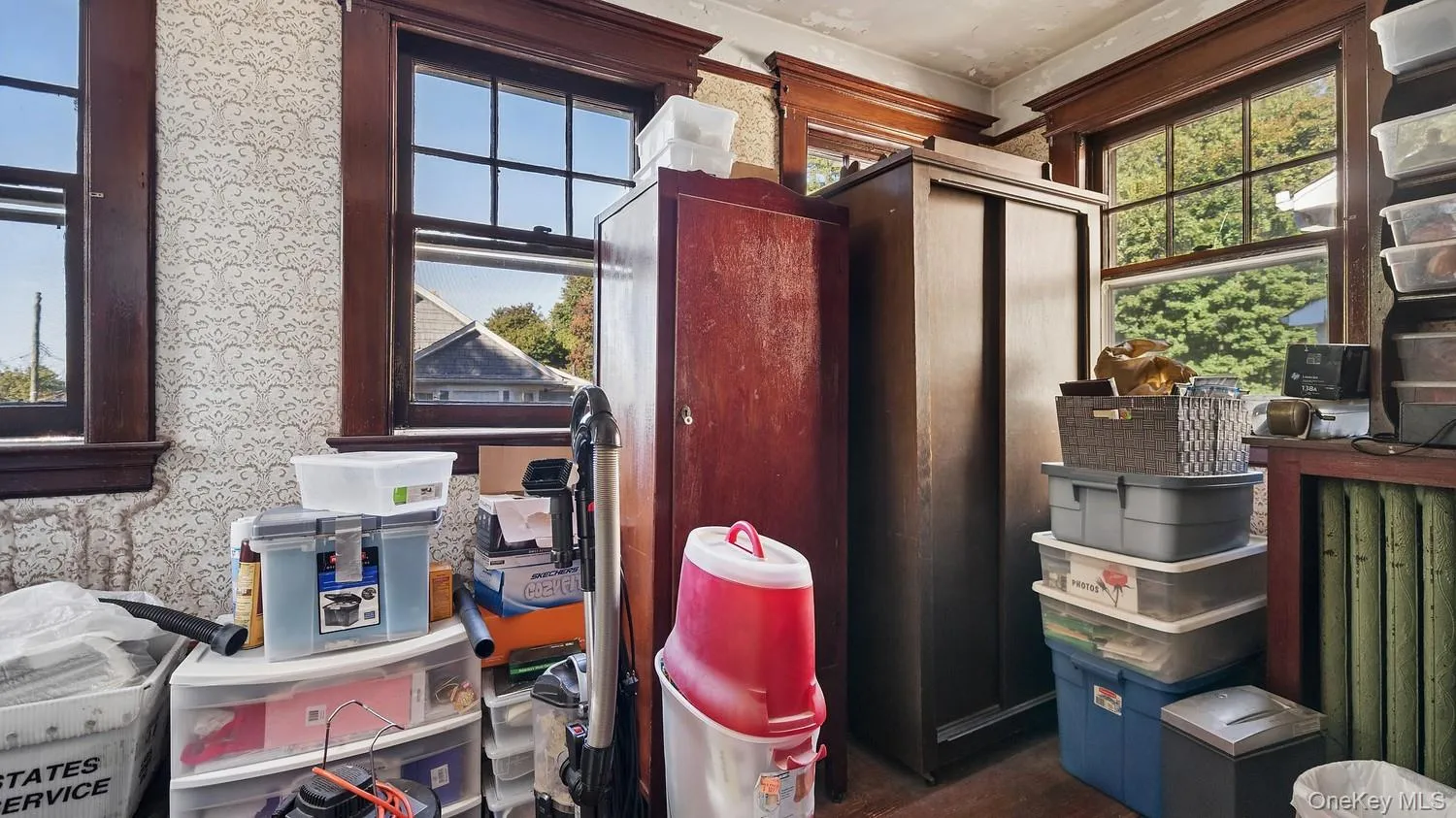 19 Egbert Avenue, New York, NY, 5 Bedrooms Bedrooms, 8 Rooms Rooms,1 BathroomBathrooms,Residential,For Rent,Egbert,0,1063615 19 Egbert Avenue, New York, NY, 5 Bedrooms Bedrooms, 8 Rooms Rooms,1 BathroomBathrooms,Residential,For Rent,Egbert,0,1063615