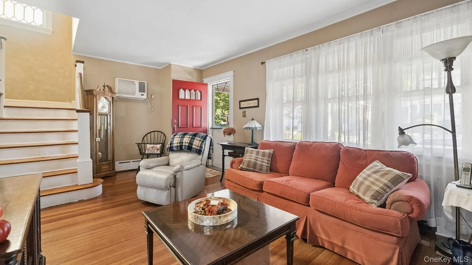 19 Egbert Avenue, New York, NY, 5 Bedrooms Bedrooms, 8 Rooms Rooms,1 BathroomBathrooms,Residential,For Rent,Egbert,0,1063615 19 Egbert Avenue, New York, NY, 5 Bedrooms Bedrooms, 8 Rooms Rooms,1 BathroomBathrooms,Residential,For Rent,Egbert,0,1063615