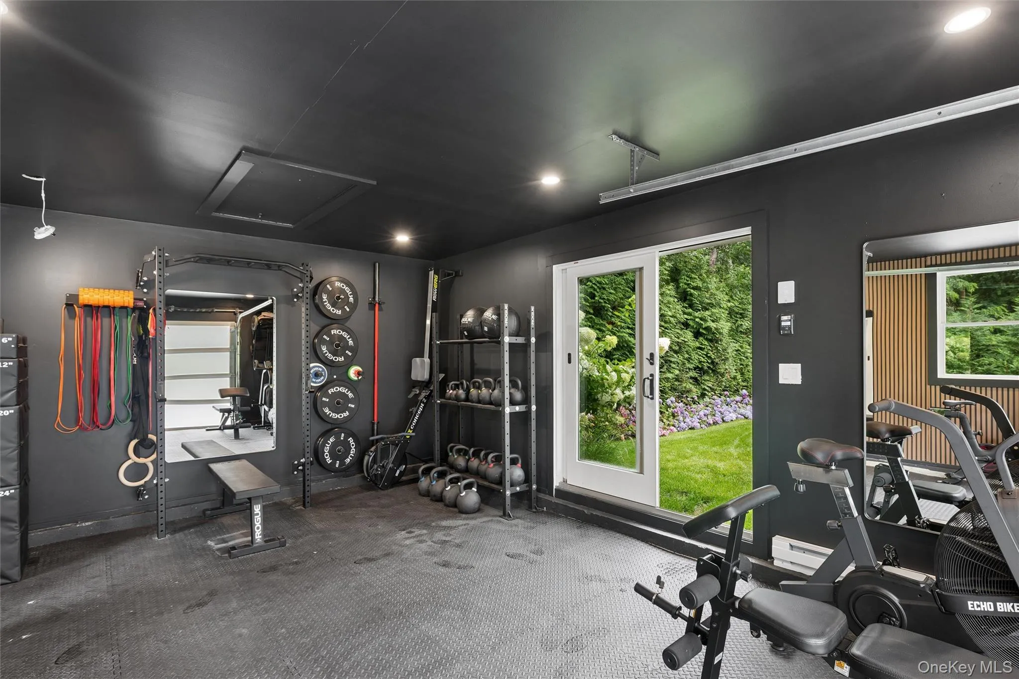 38 Sandra Road, East Hampton, NY, 4 Bedrooms Bedrooms, 8 Rooms Rooms,4 BathroomsBathrooms,Residential,For Rent,Sandra,0,1063620 38 Sandra Road, East Hampton, NY, 4 Bedrooms Bedrooms, 8 Rooms Rooms,4 BathroomsBathrooms,Residential,For Rent,Sandra,0,1063620